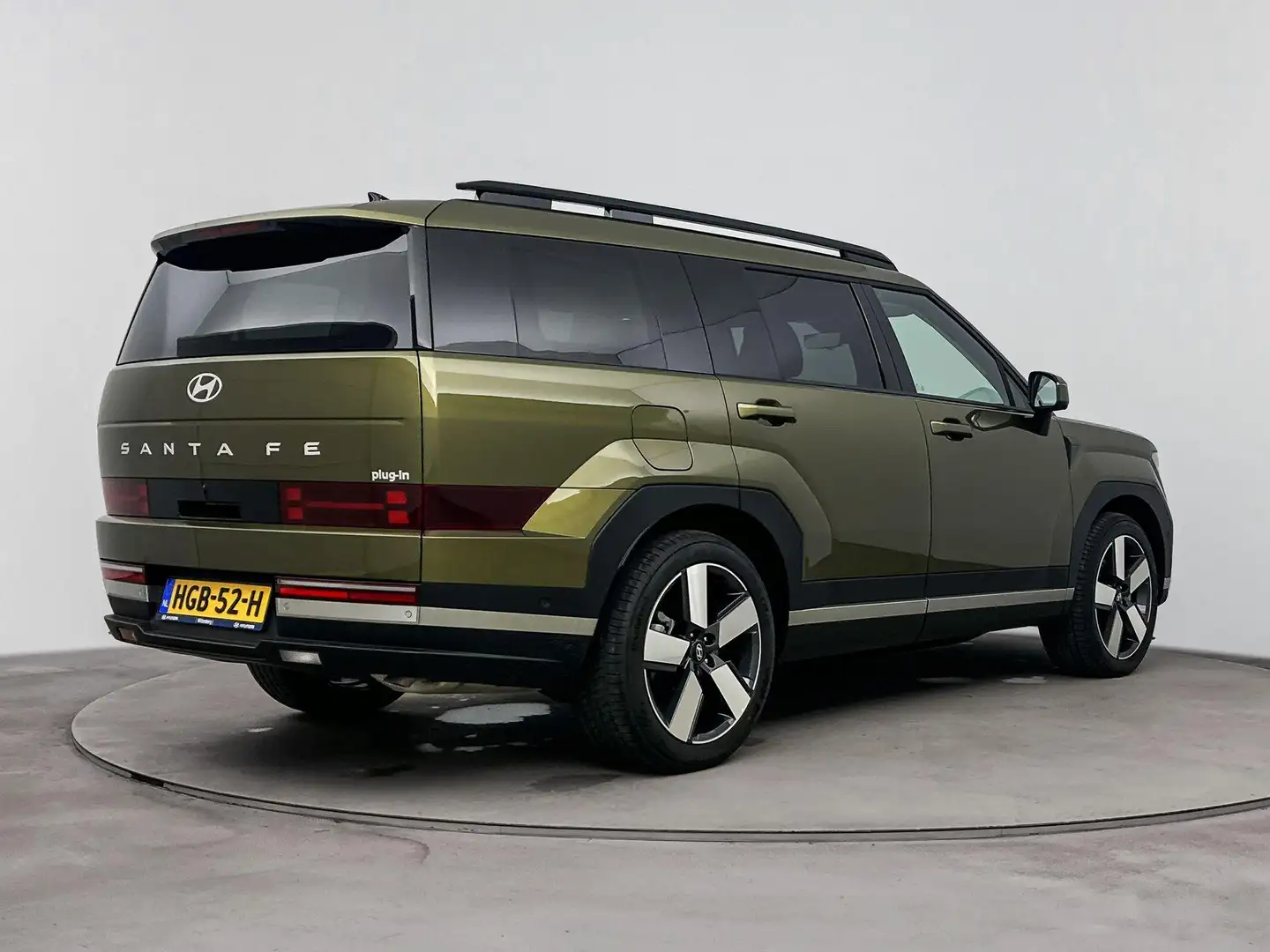 Hyundai SANTA FE 1.6 T-GDI PHEV Premium Plus 4WD 7p. | Nu 59900,- ! Groen - 2