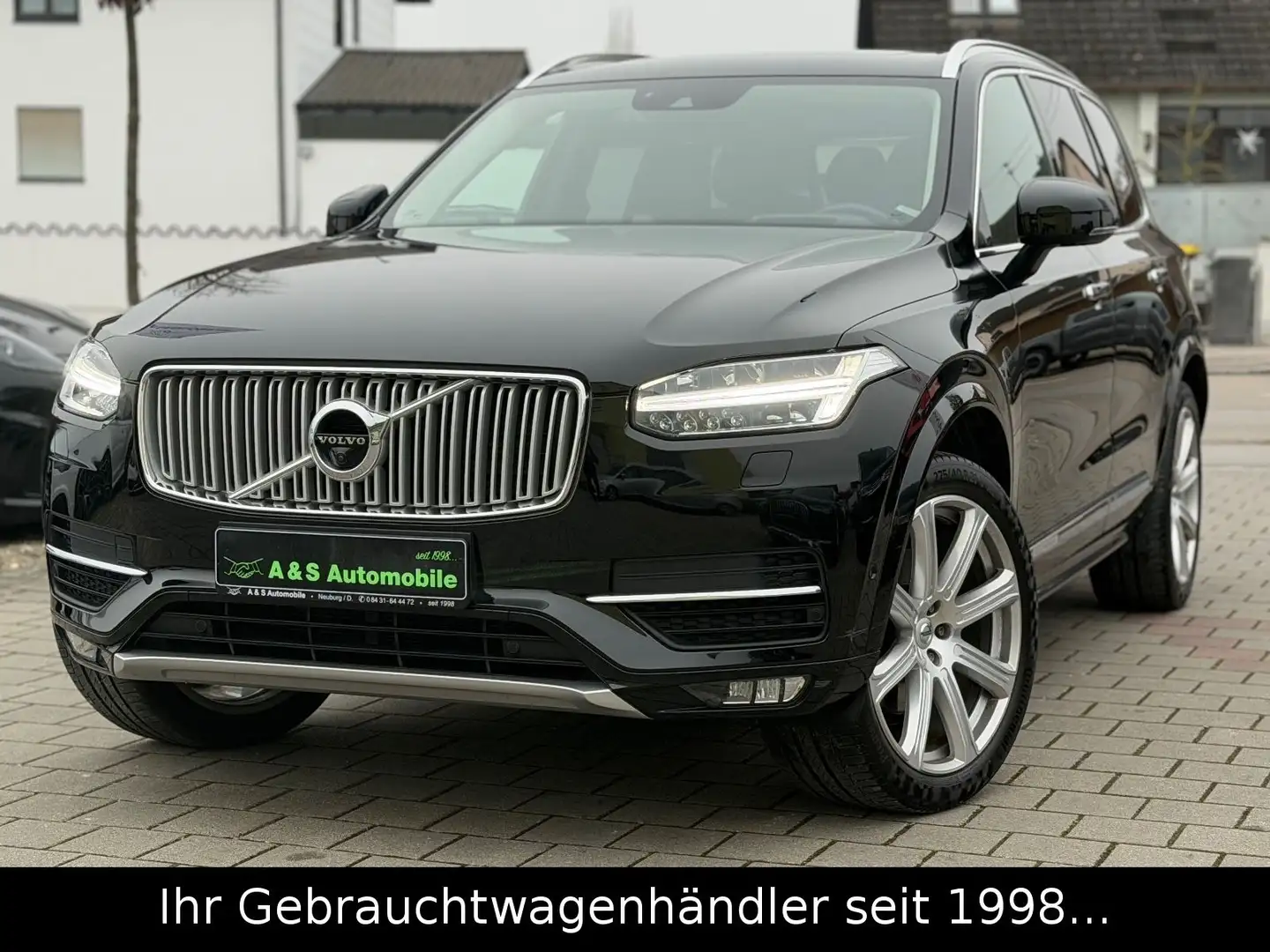Volvo XC90 Inscription AWD 7-Sitzer *PANO/AHK/HUD/360° Schwarz - 1