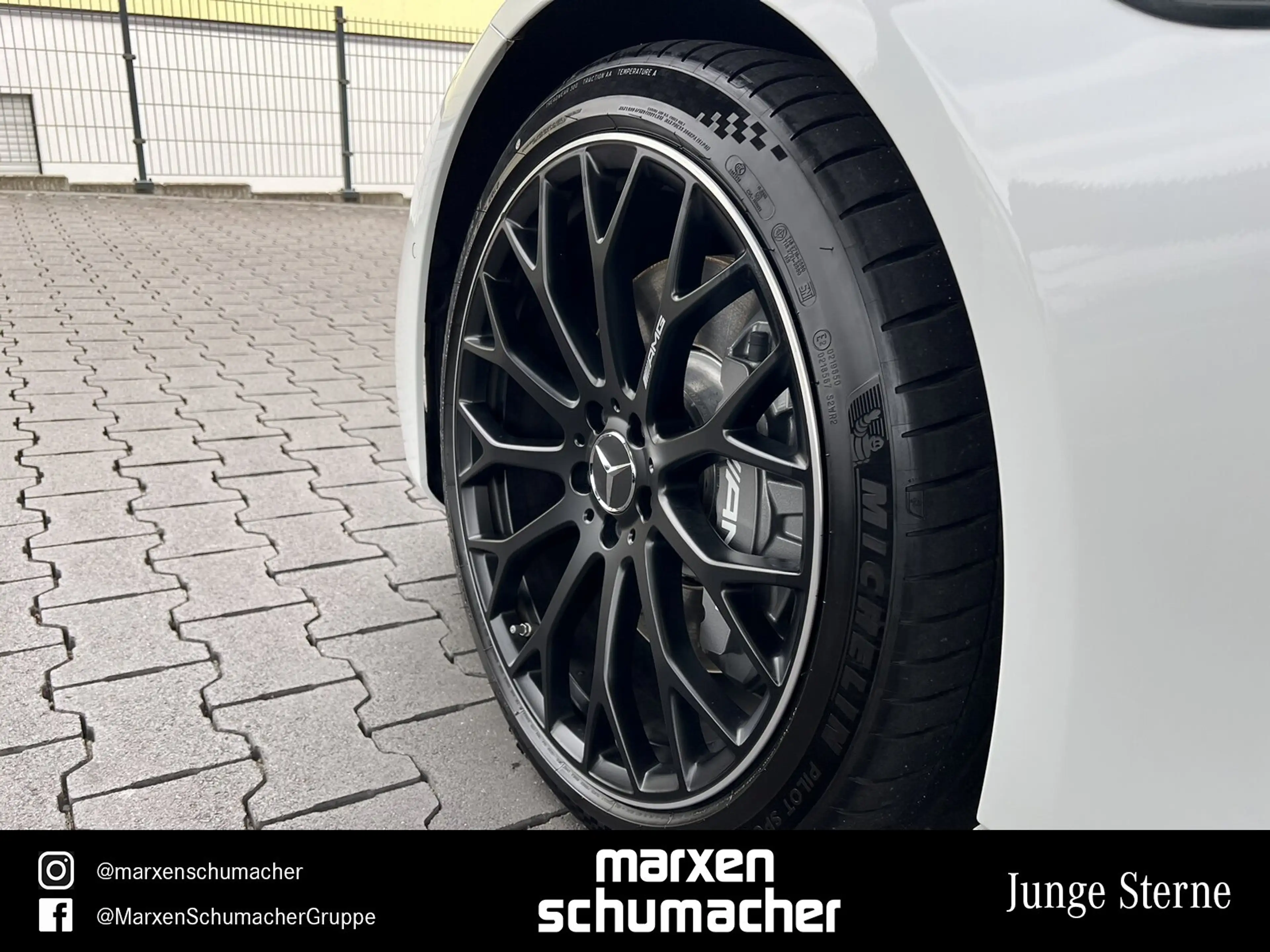 Mercedes-Benz SL 43 AMG AMG SL 43 V8-Styling+Massage+DIGITAL+PremiumPlus — photo 7