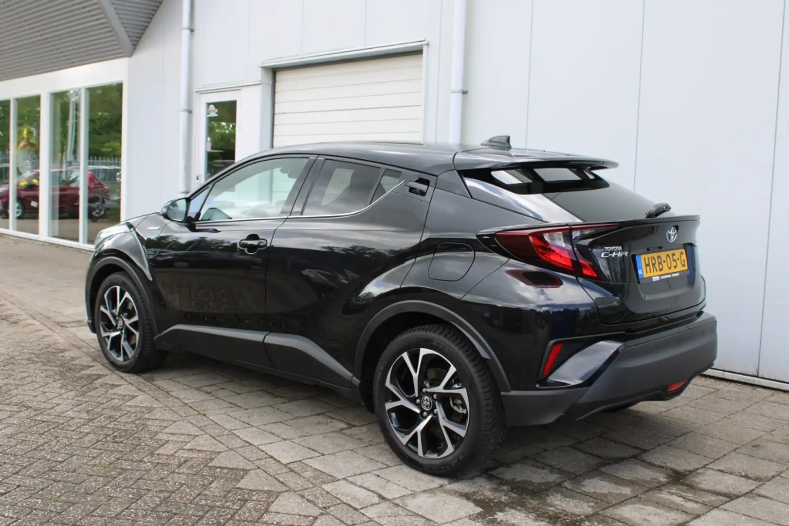 Toyota C-HR 1.8 Hybrid Dynamic Nero - 2