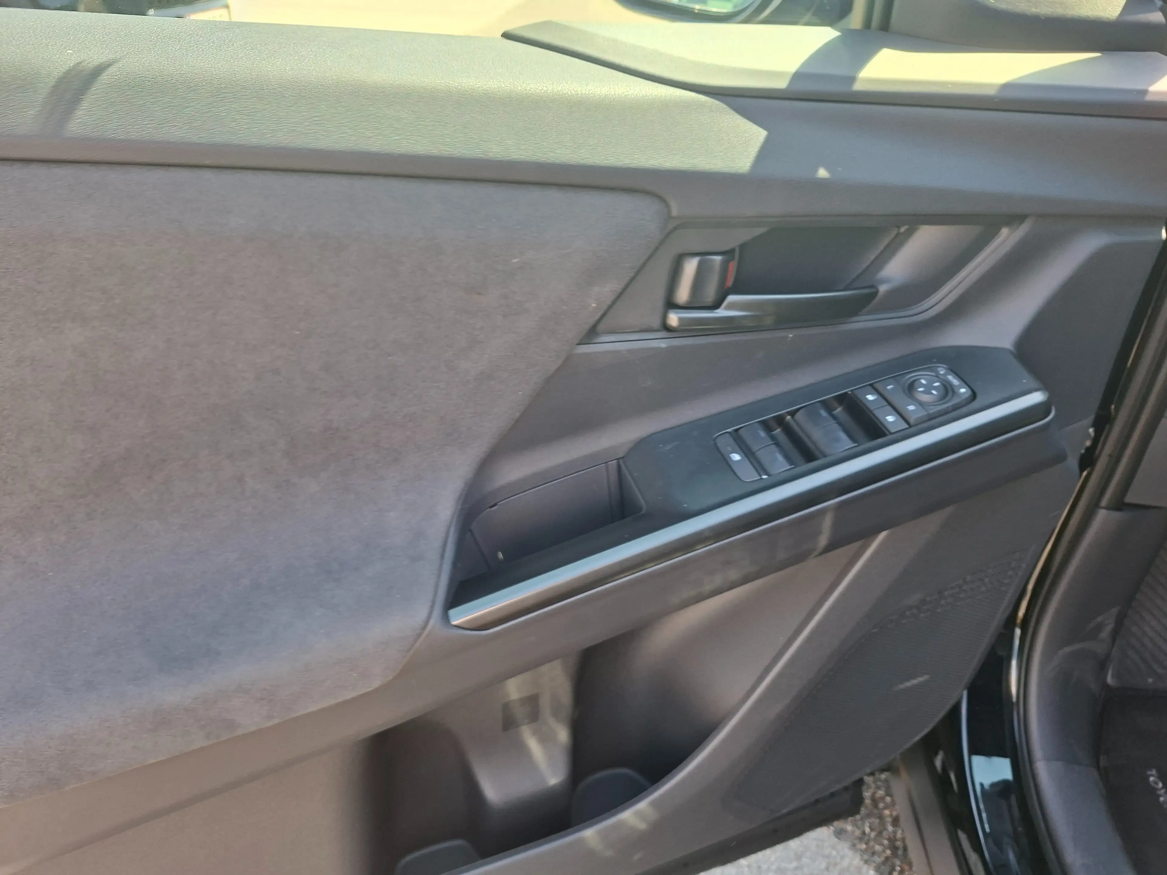 Toyota C-HR+ C-HR+ Elektro 58kWh Active Active — photo 11
