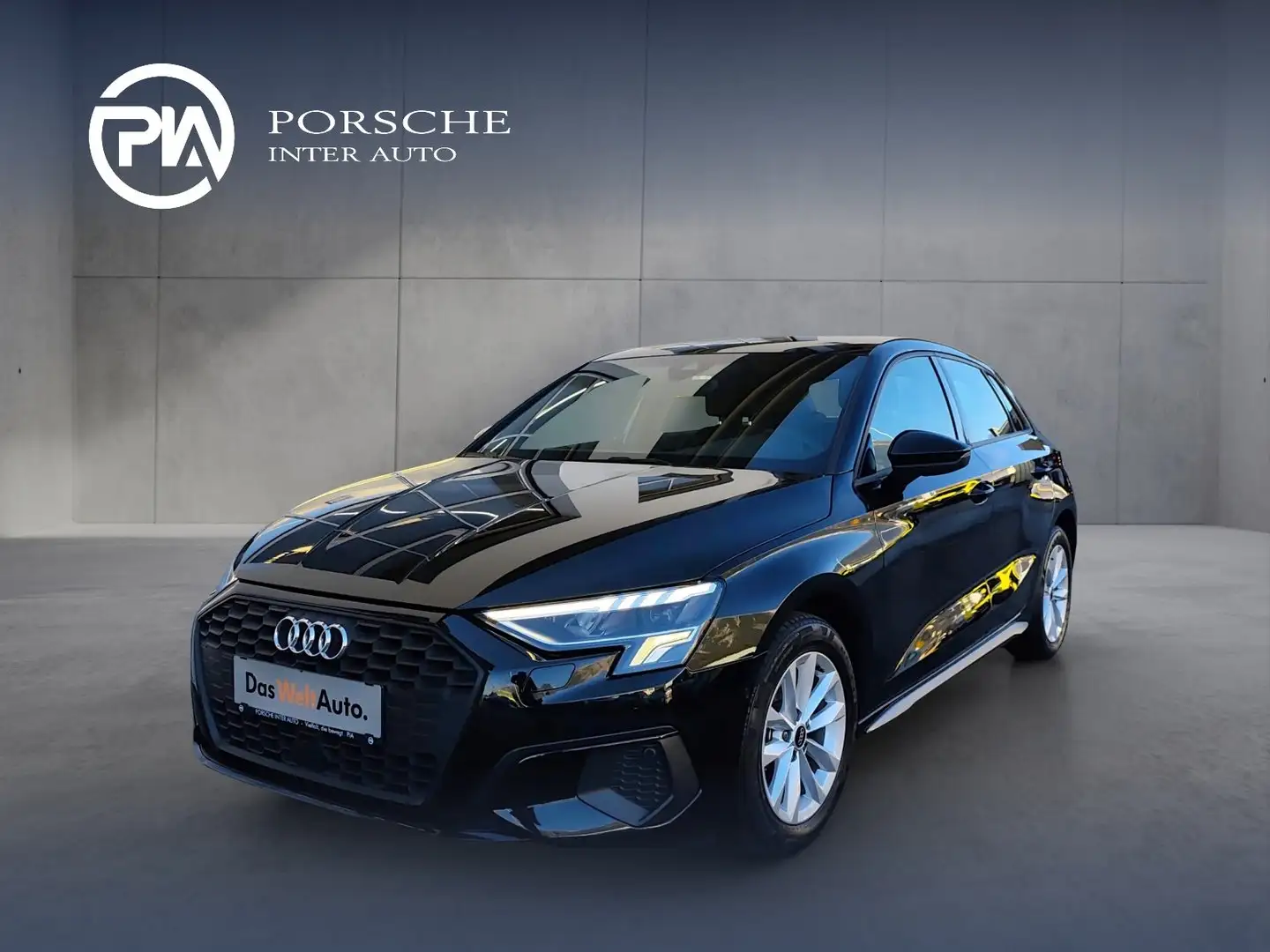 Audi A3 30 TFSI intense Noir - 1