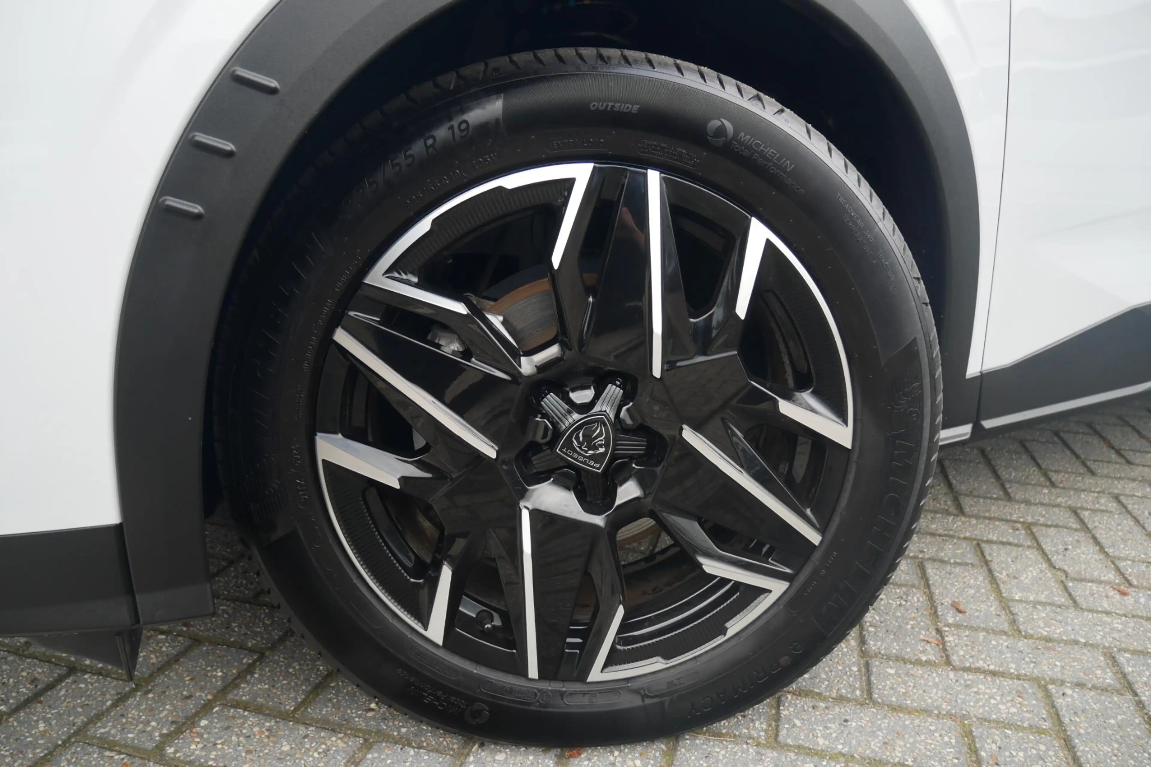 Peugeot 3008 1.2 Hybrid 136 GT | Camera | Stoel/Stuur Verwarmin — photo 10
