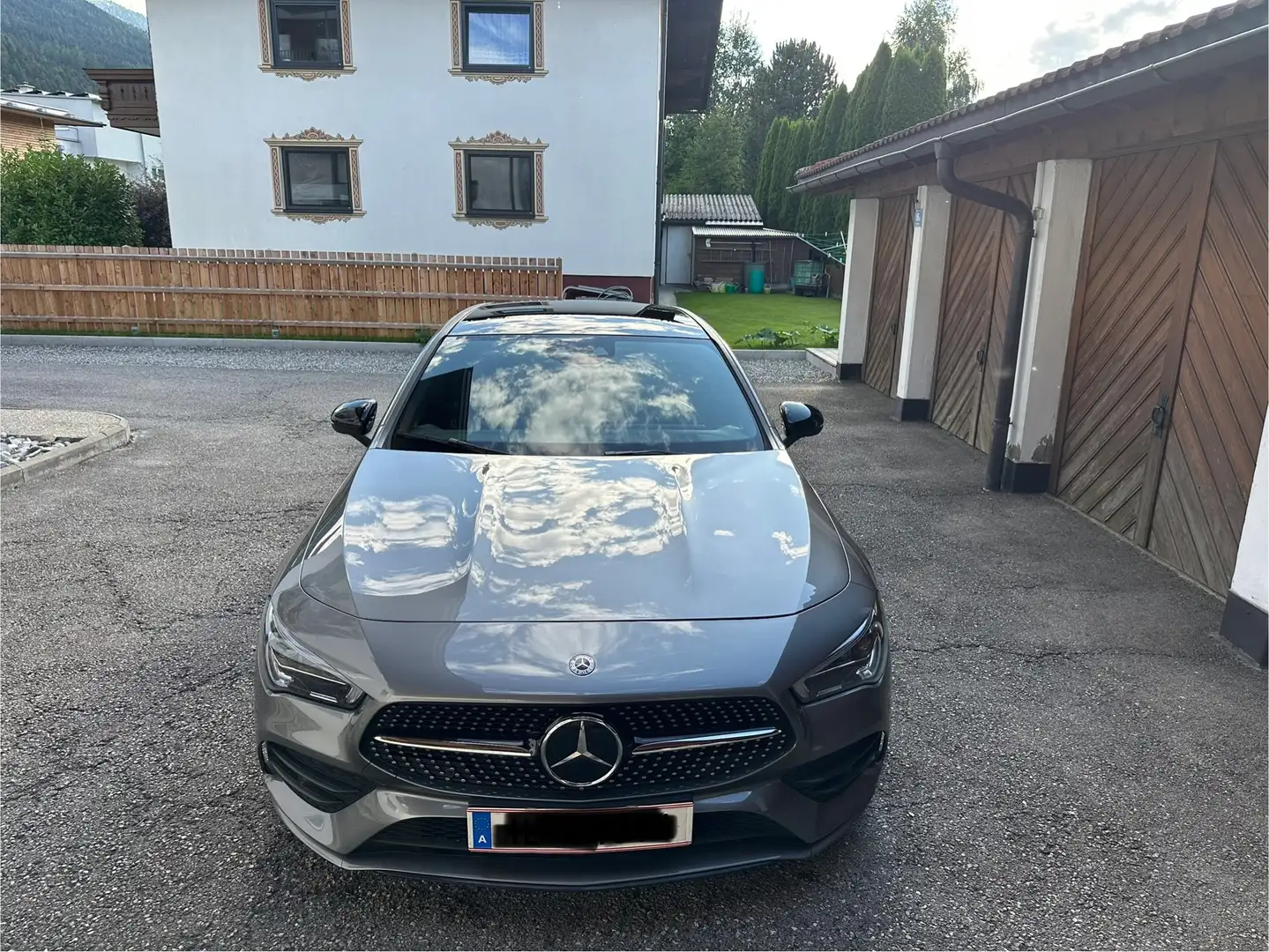 Mercedes-Benz CLA 250 CLA 250 4MATIC Shooting Brake Aut. Grau - 2