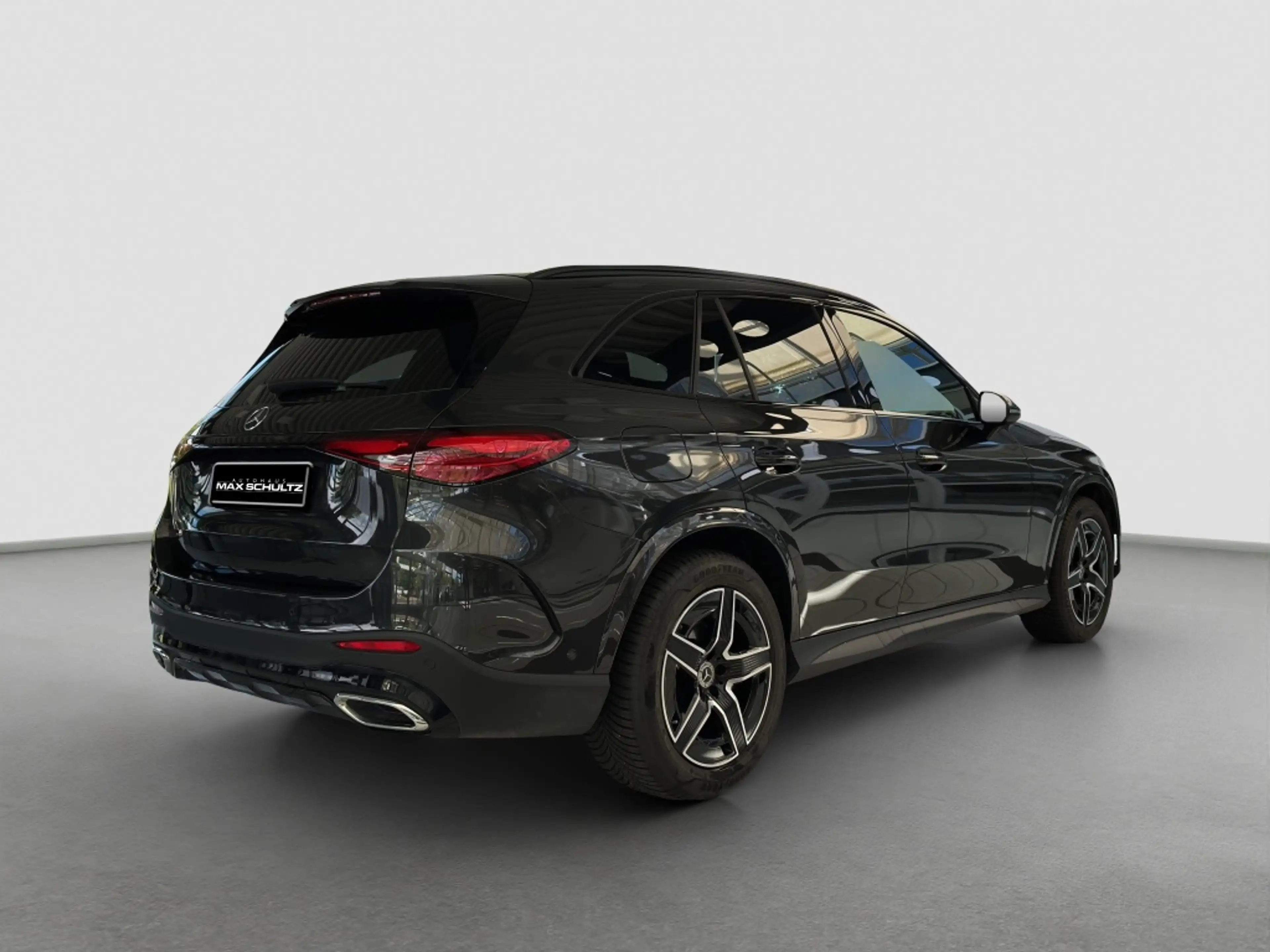 Mercedes-Benz GLC 220 d 4MATIC AMG*Night*Nav*KeyLess*PDC*RFK — photo 2