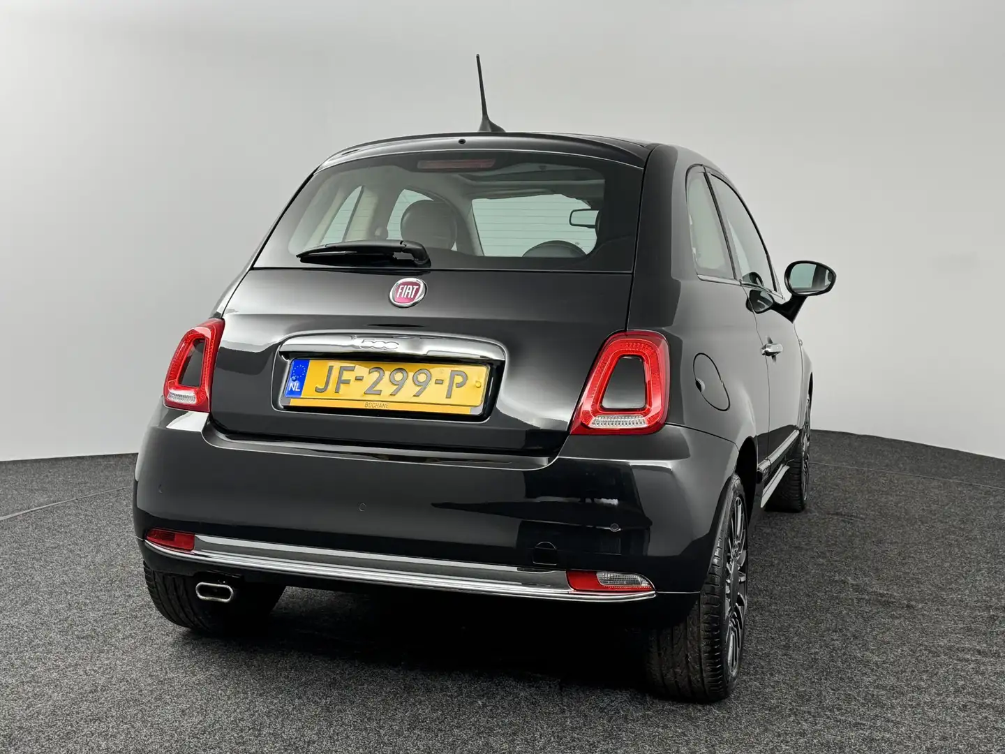 Fiat 500 0.9 TwinAir 80 Turbo Lounge | Navigatie | Parkeers Noir - 2