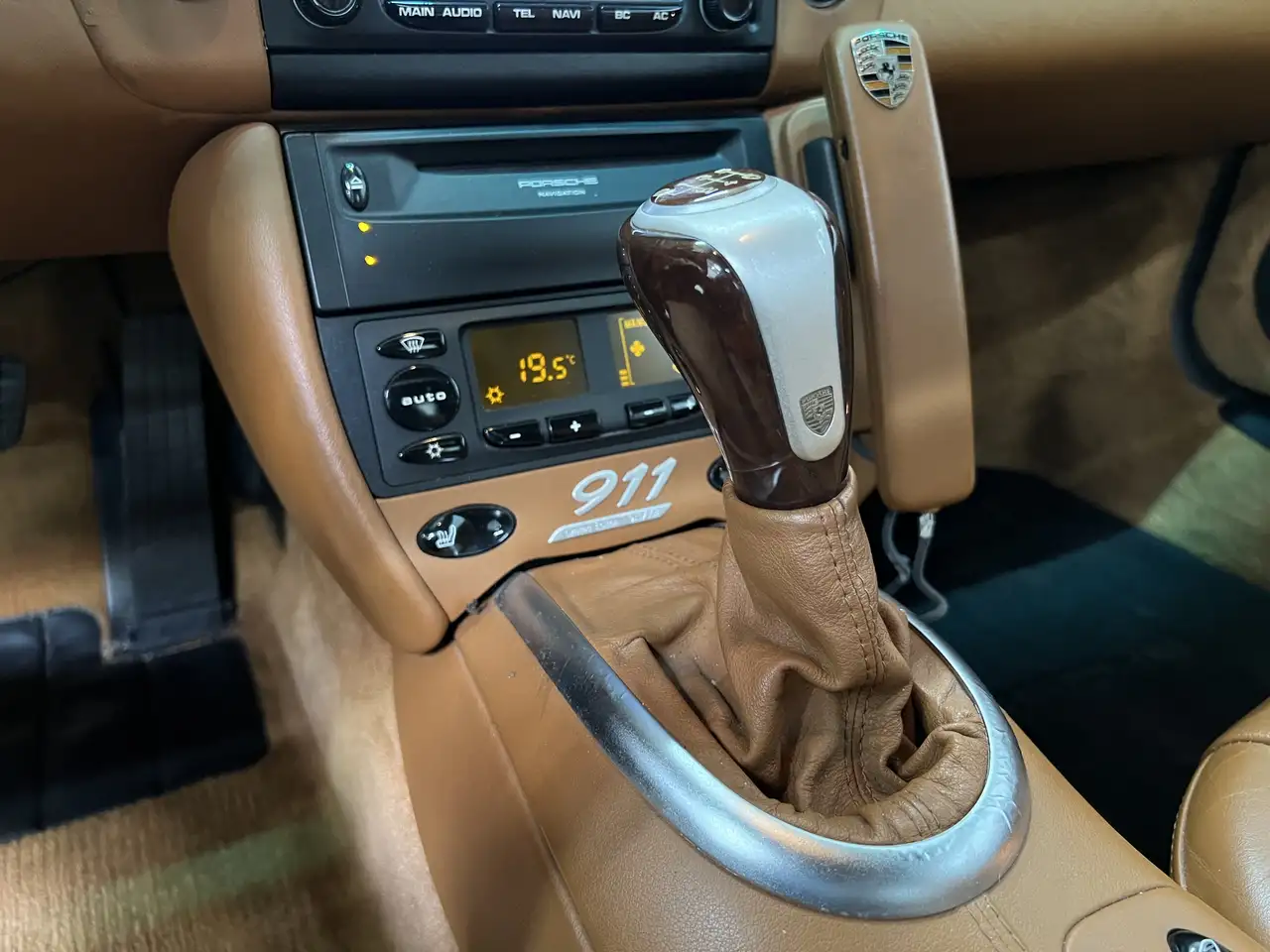 Porsche 996 911 Carrera 4 Millennium, foto 12
