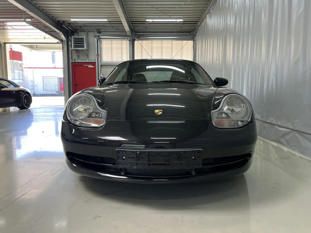Porsche 996 911 Carrera 4 Millennium, foto 4