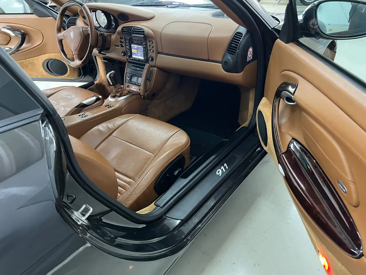Porsche 996 911 Carrera 4 Millennium, foto 7