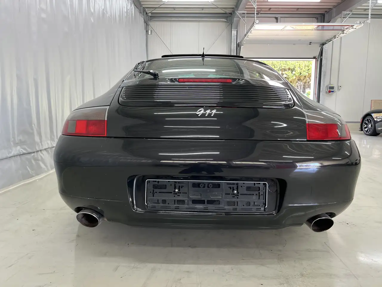 Porsche 996 911 Carrera 4 Millennium, foto 6
