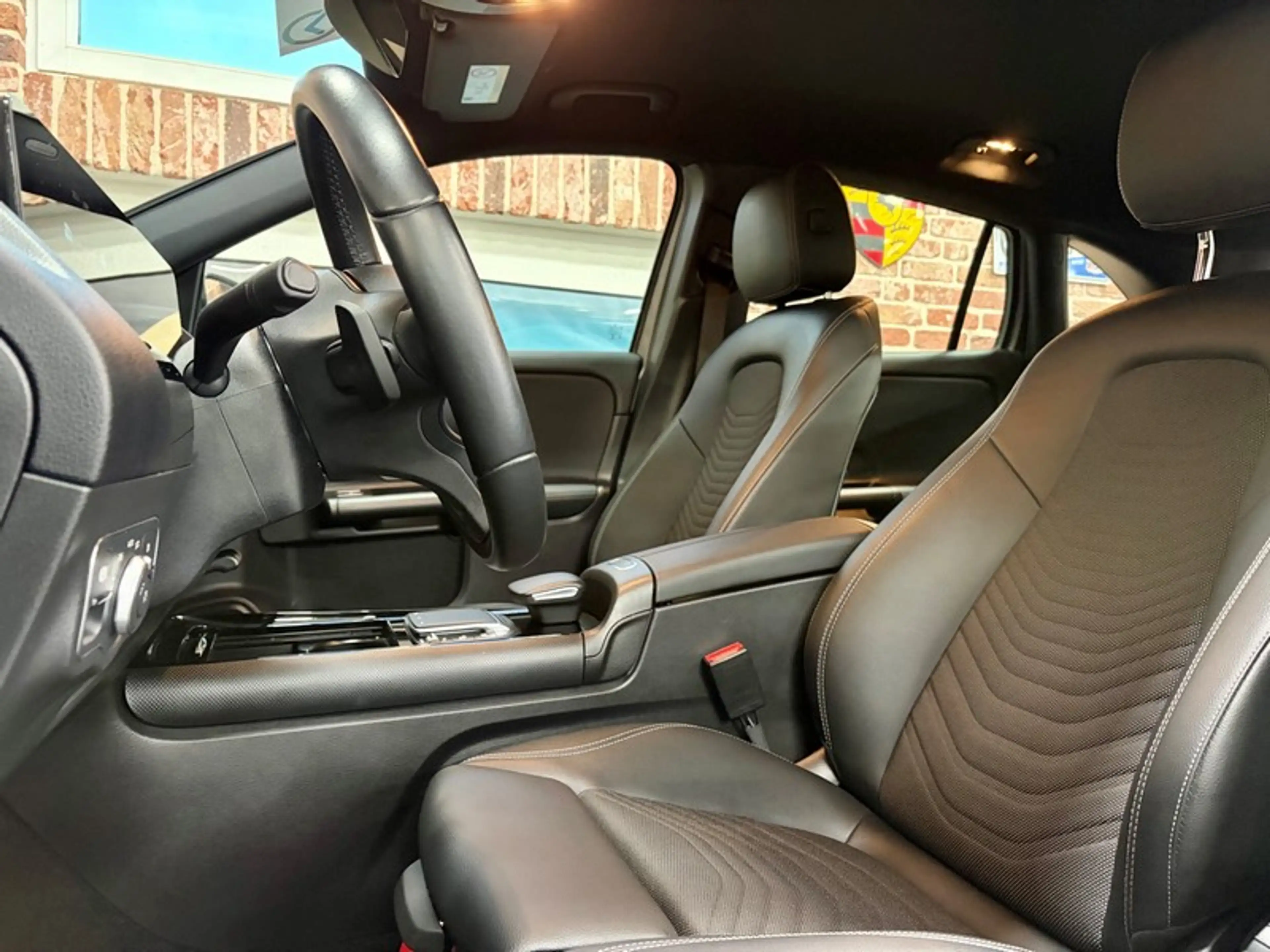 Mercedes-Benz GLA 200 GLA 200d 2.0 150cv Auto BUSINESS SOLUTION — photo 5