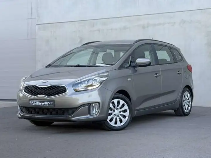 Kia Carens 1.7 CRDI Fusion *7PLACES*BLUETOOTH*AIROC*CRUISE*ATTACHE REMORQUE*GARANTIE 12 MOIS