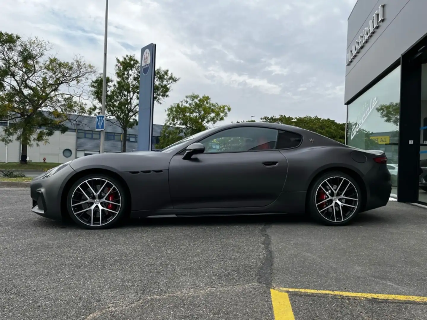 Maserati GranTurismo 3.0 V6 550ch Trofeo - 2