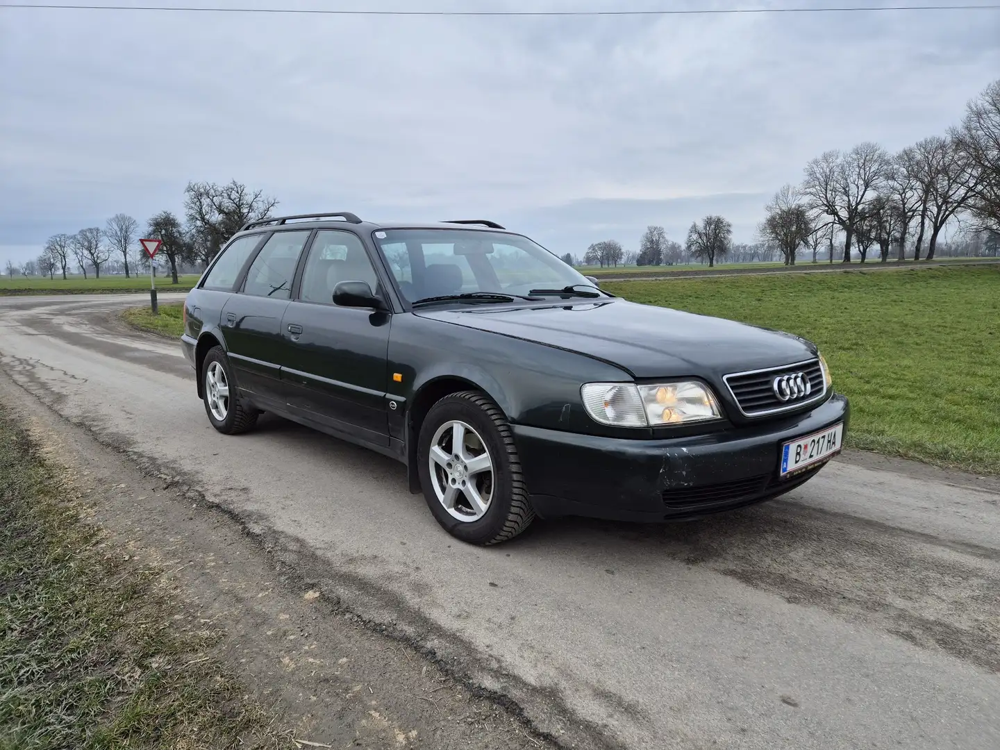 Audi A6 Avant 1,9 TDI C4 Kombi Klima AHK EFH Rarität Zielony - 2