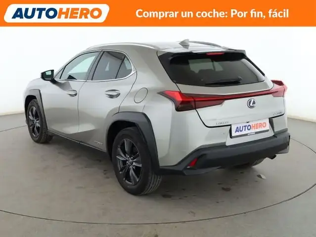 Lexus UX view 4