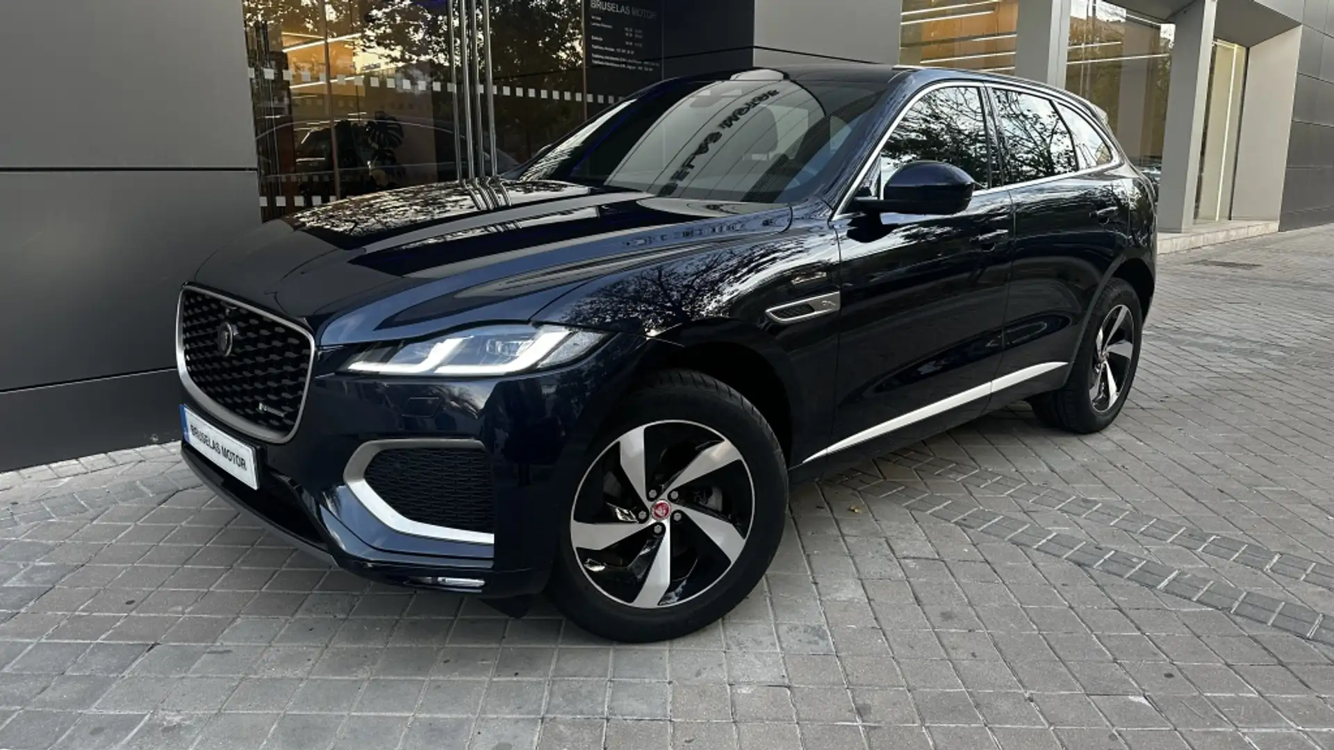Jaguar F-Pace 2.0D l4 MHEV R-Dynamic S Aut. AWD 204 Azul - 2