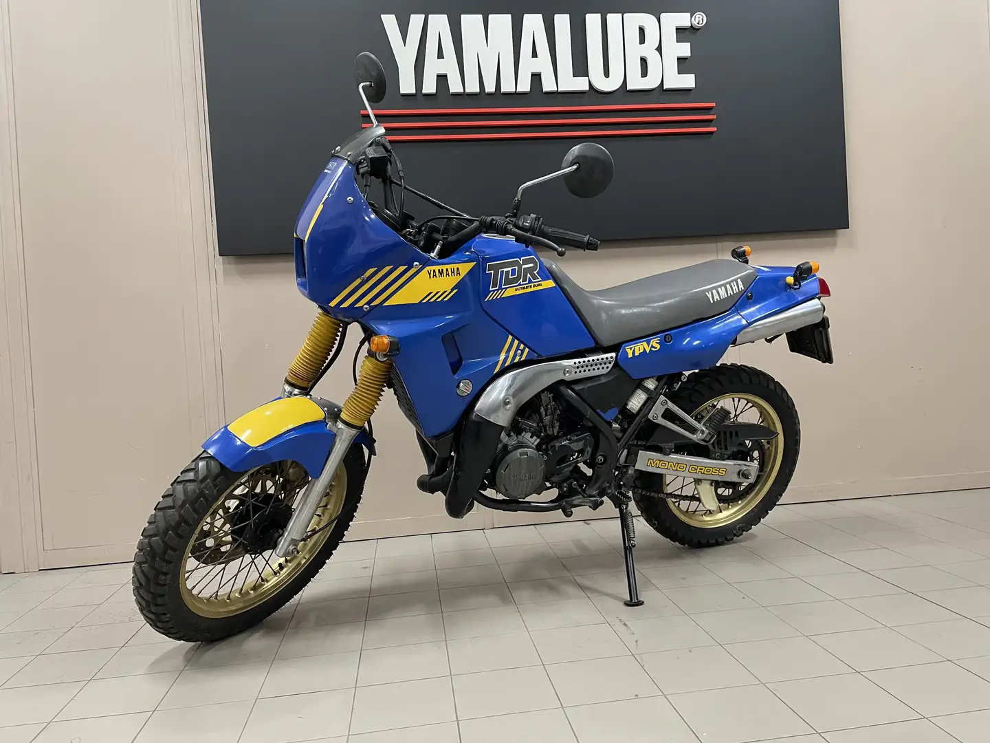 Yamaha TDR 250 Blue - 2
