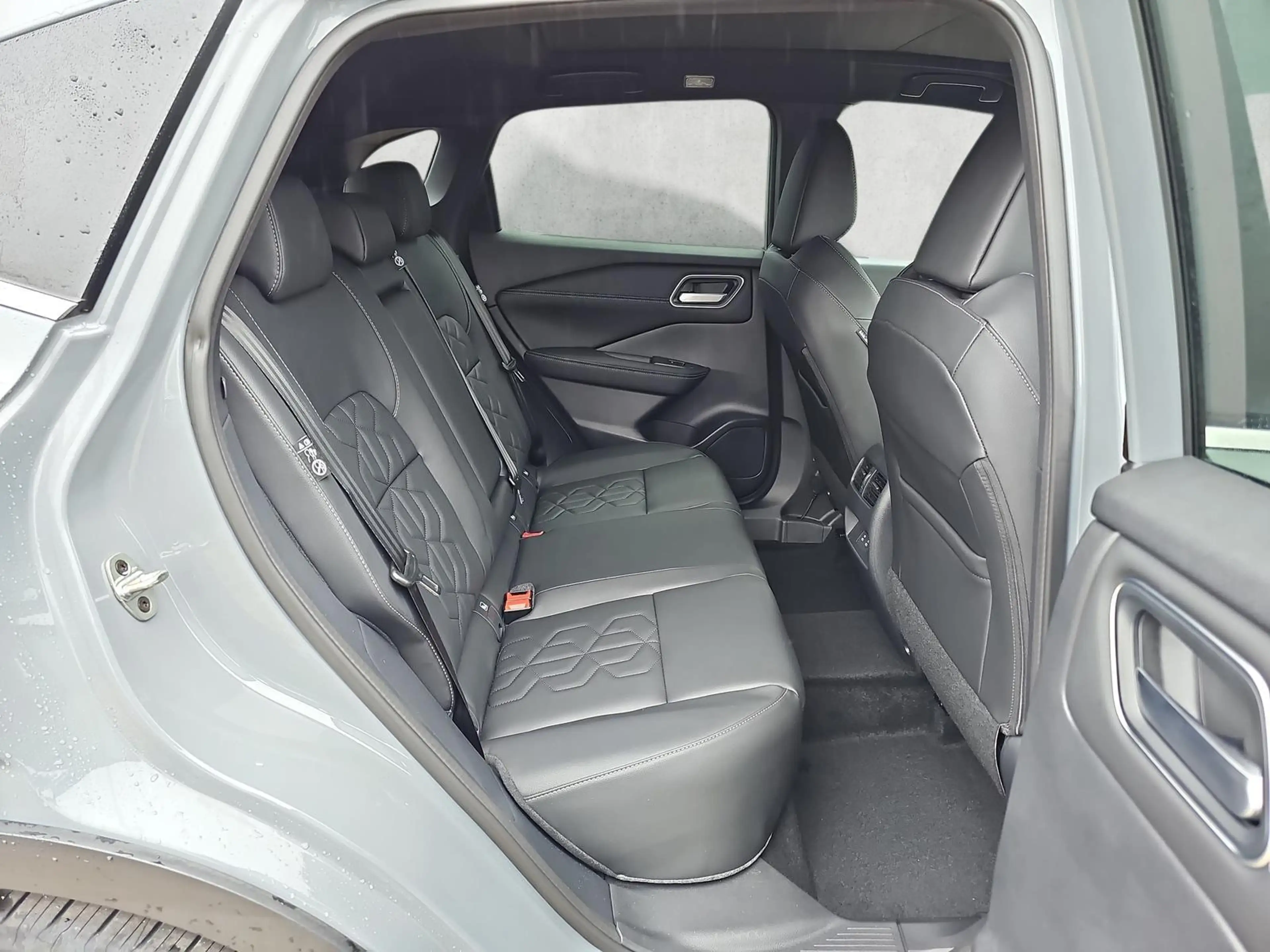 Nissan Qashqai 1.3 DIG-T X-Tronic 4WD Tekna HUD Pano 116 kW (1... — photo 13