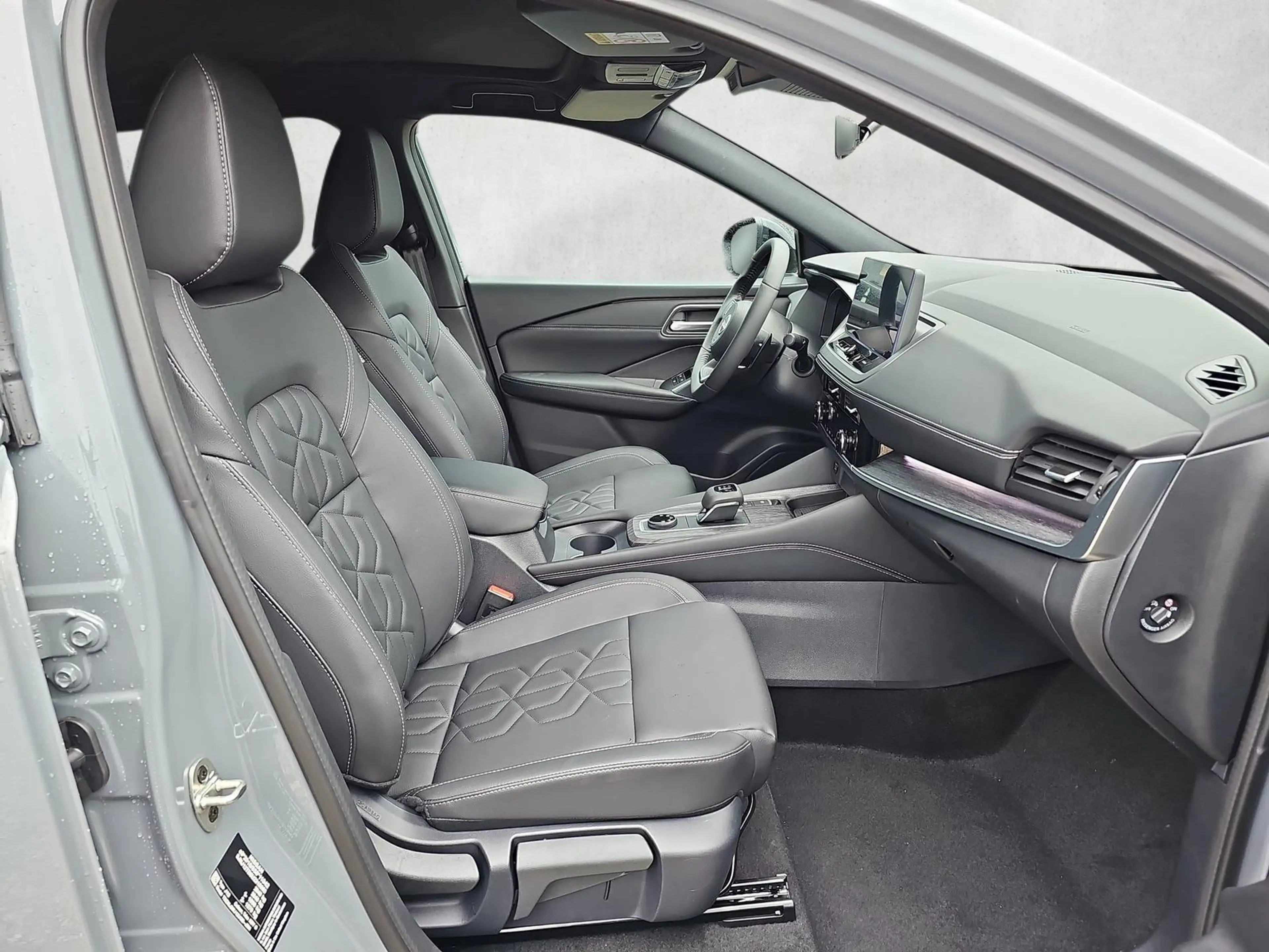 Nissan Qashqai 1.3 DIG-T X-Tronic 4WD Tekna HUD Pano 116 kW (1... — photo 10