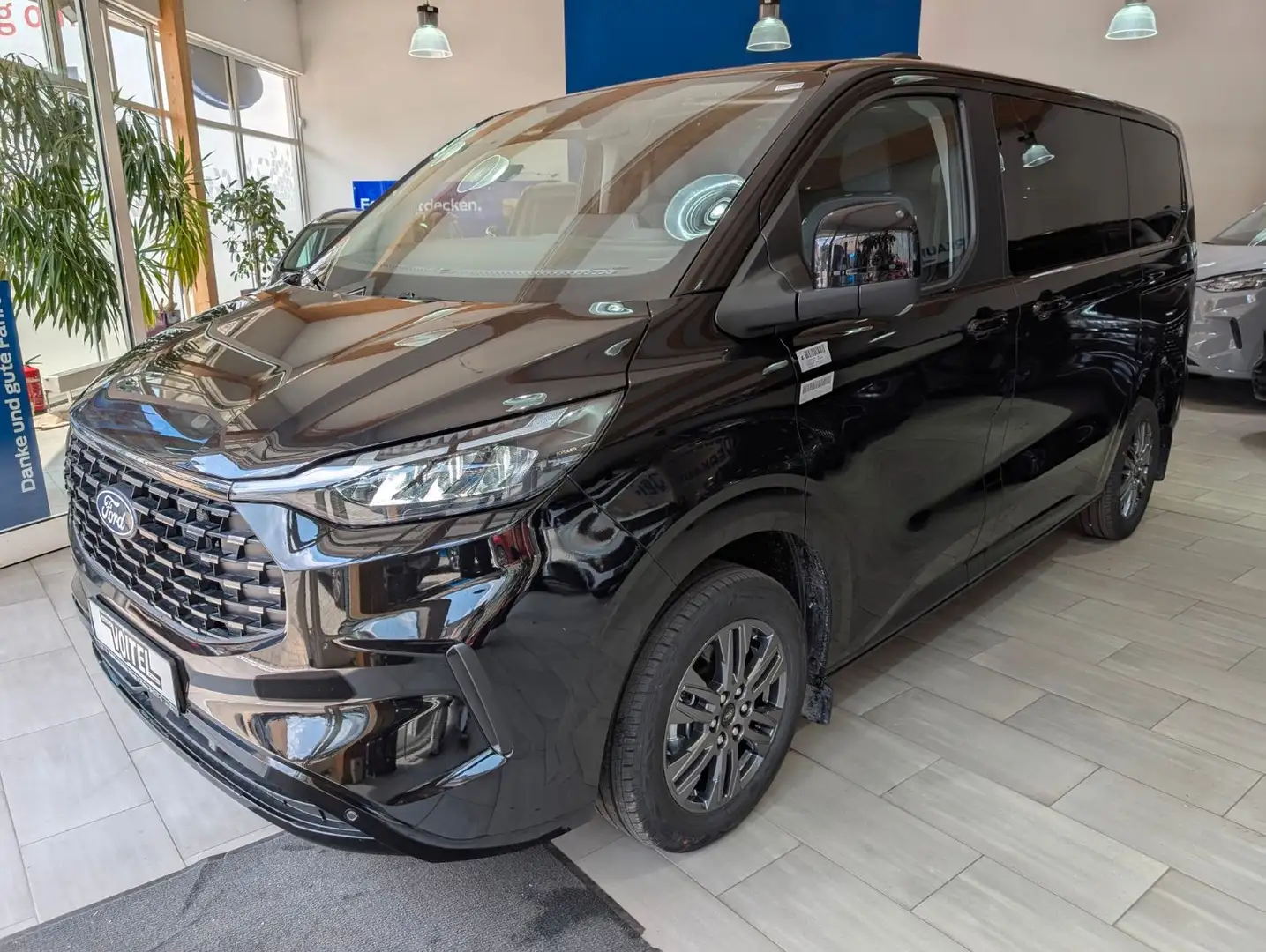 Ford Tourneo Custom L1 Titanium 5Jahre Garantie!* Schwarz - 1