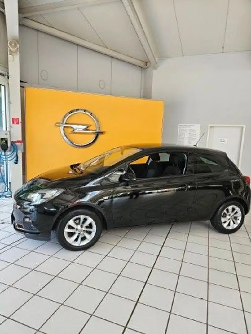 Opel Corsa E Active Schwarz - 1