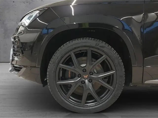 Cupra Ateca view 4