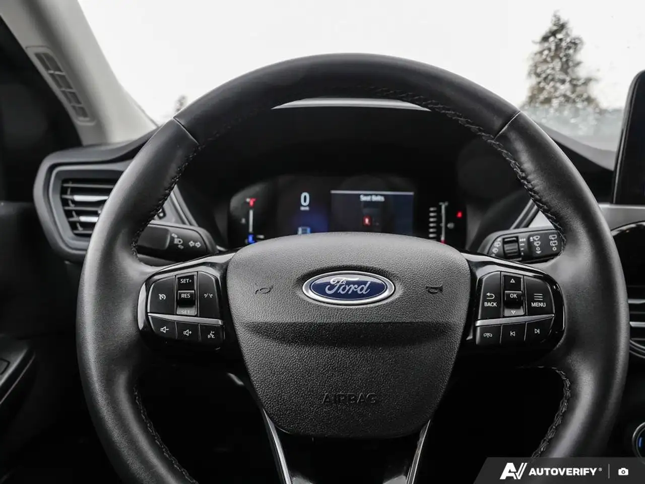 Ford Escape снимка Ford Escape