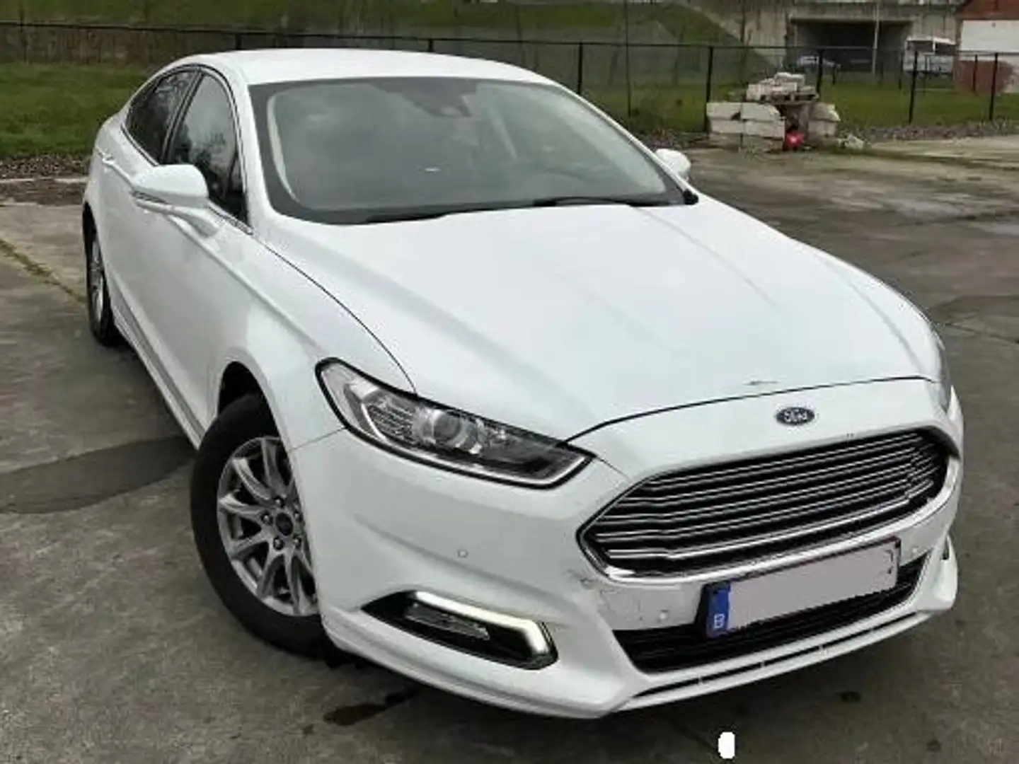 Ford Mondeo Mondeo 1.5 EcoBoost Start-Stop Business Edition Wit - 1