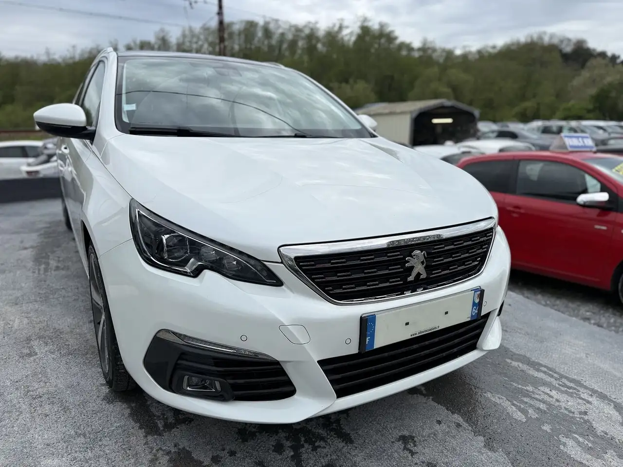 Peugeot 308 1.5 BLUEHDI 130CH S\\u0026S ALLURE