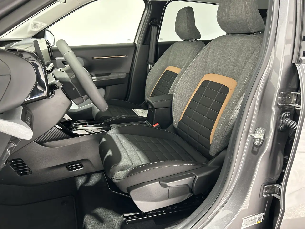 Citroen C3 Aircross Ë-C3 Plus 113pk Comfort Range 44 kWh 11 kw lader | 11