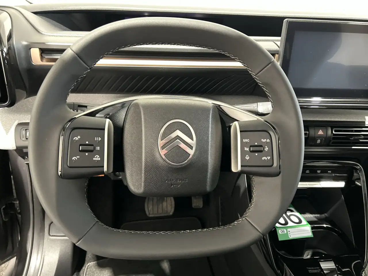 Citroen C3 Aircross Ë-C3 Plus 113pk Comfort Range 44 kWh 11 kw lader | 15