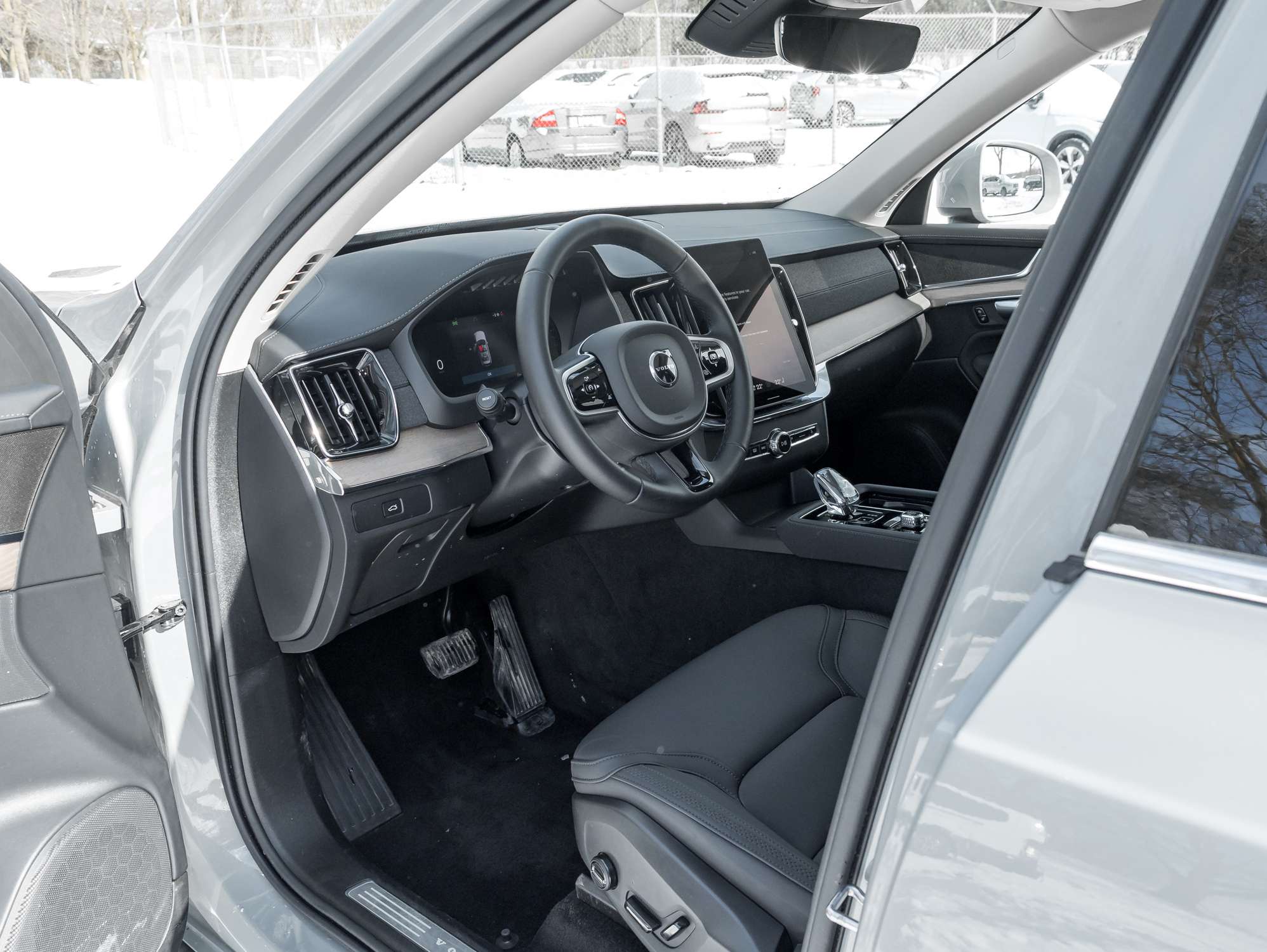 2026 Volvo XC90 B6 AWD Core 7-Seater |CPO FINANCE RATE fr 2.99%* thumb 8