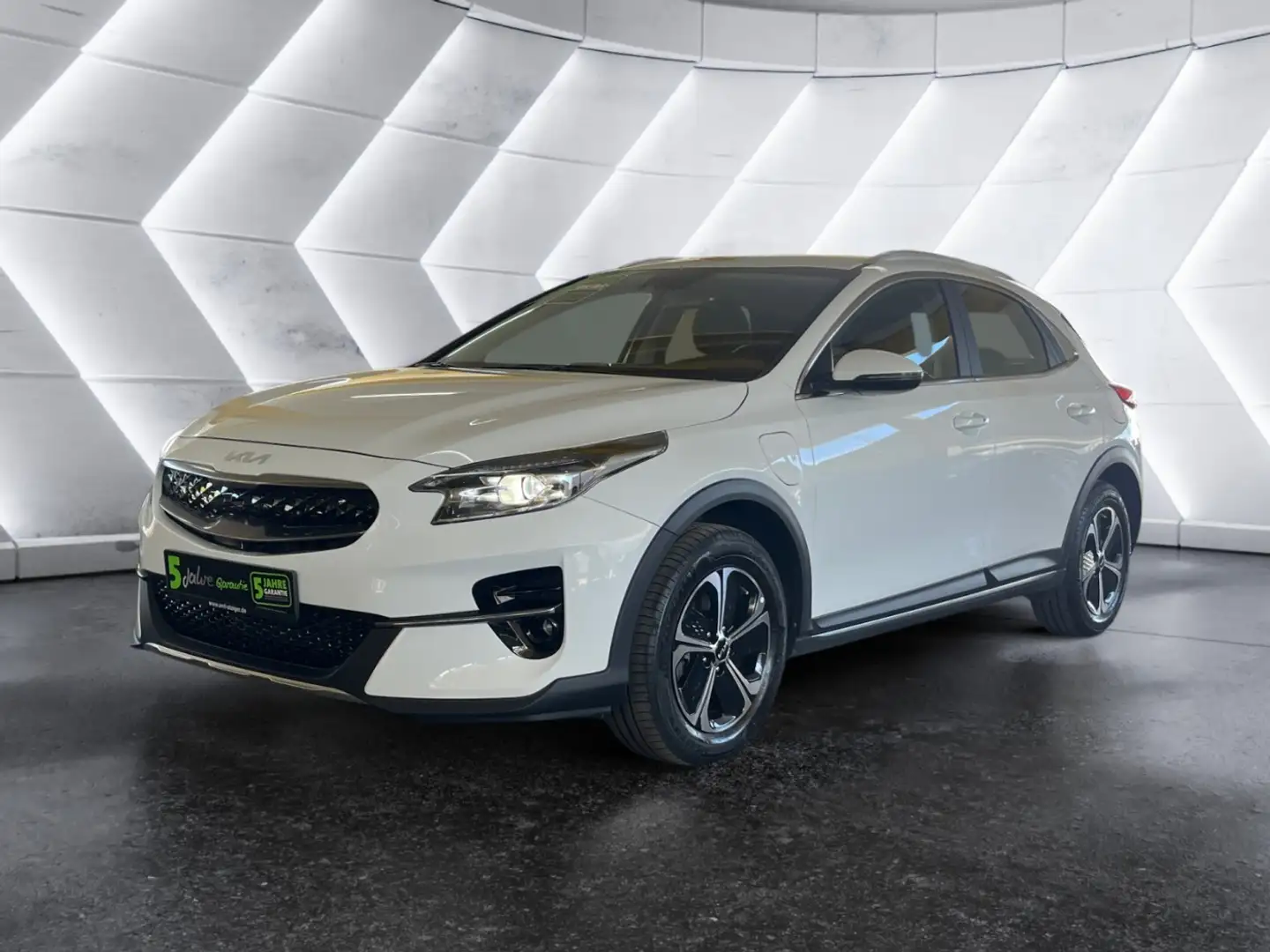 Kia XCeed 1.6 Vision FLA SpurH LED LM KeyLess PDC Weiß - 2