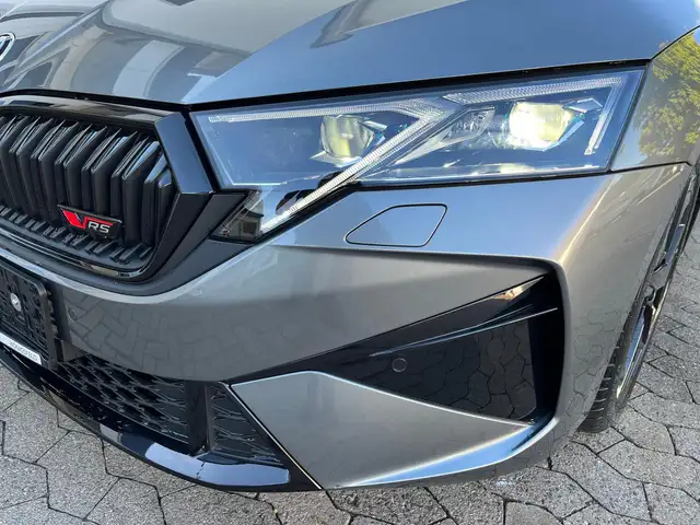 Skoda Octavia view 3