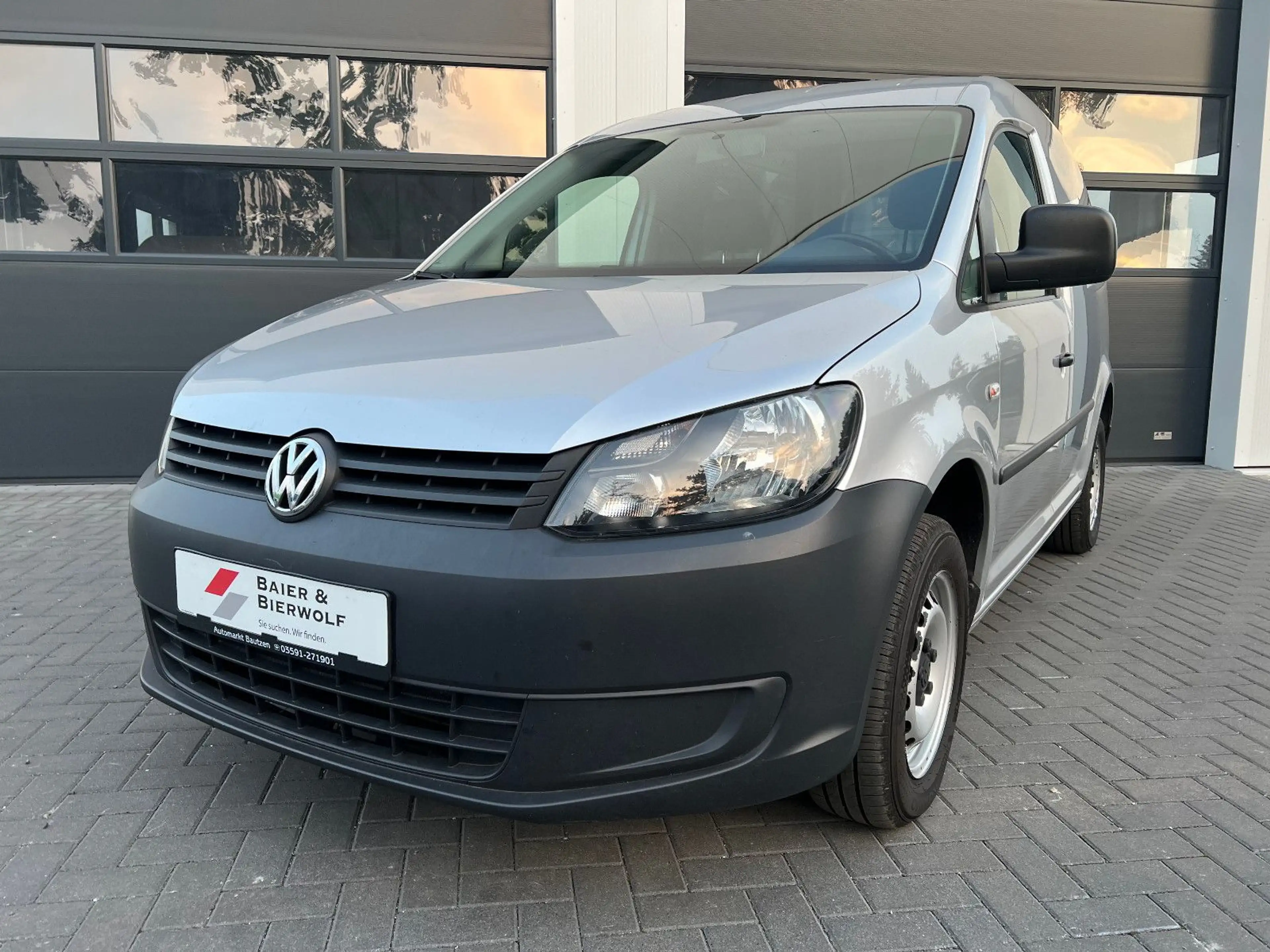 Volkswagen Caddy Kasten Flügeltüren AHK TÜV NEU — photo 2