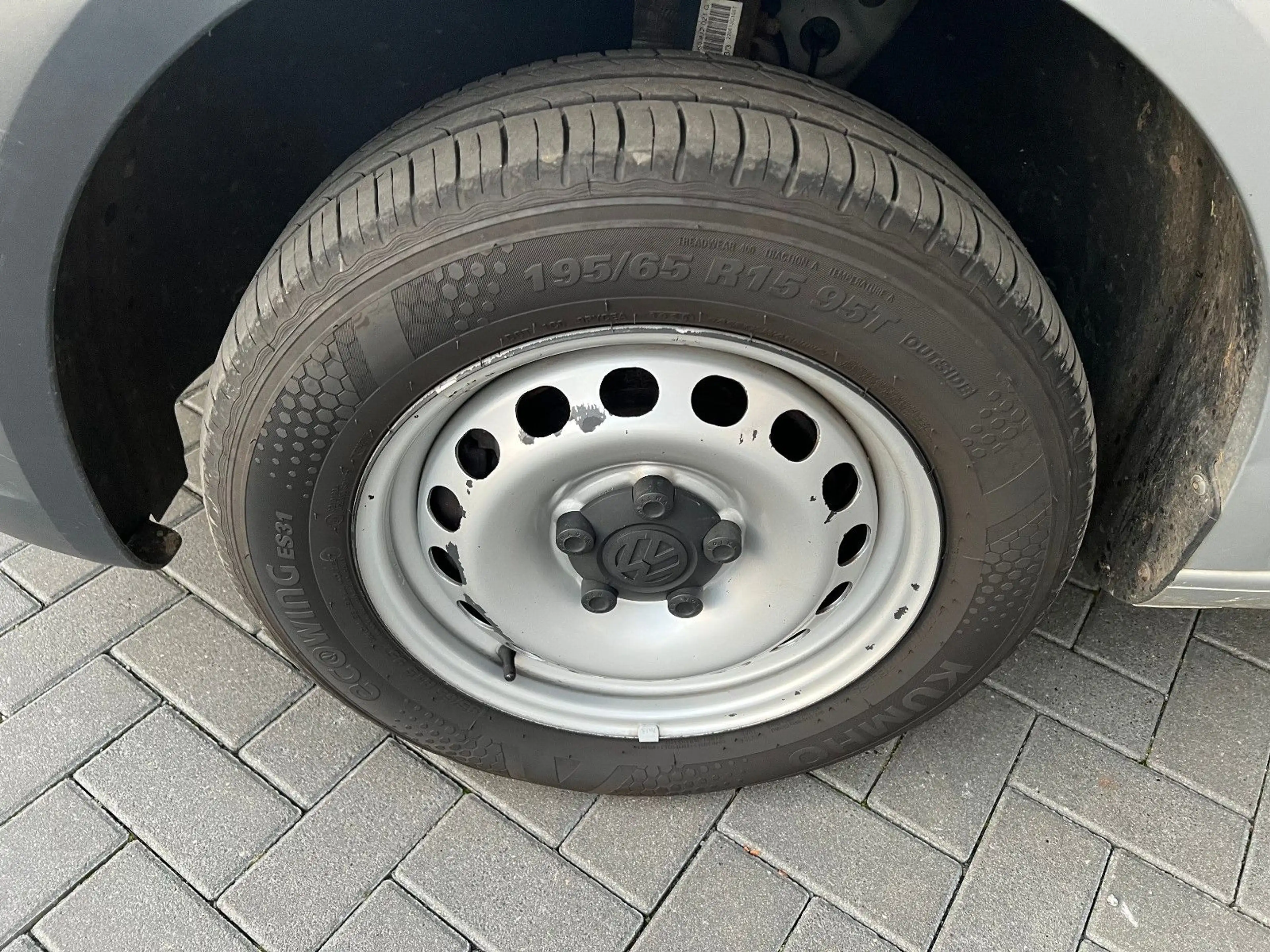 Volkswagen Caddy Kasten Flügeltüren AHK TÜV NEU — photo 14