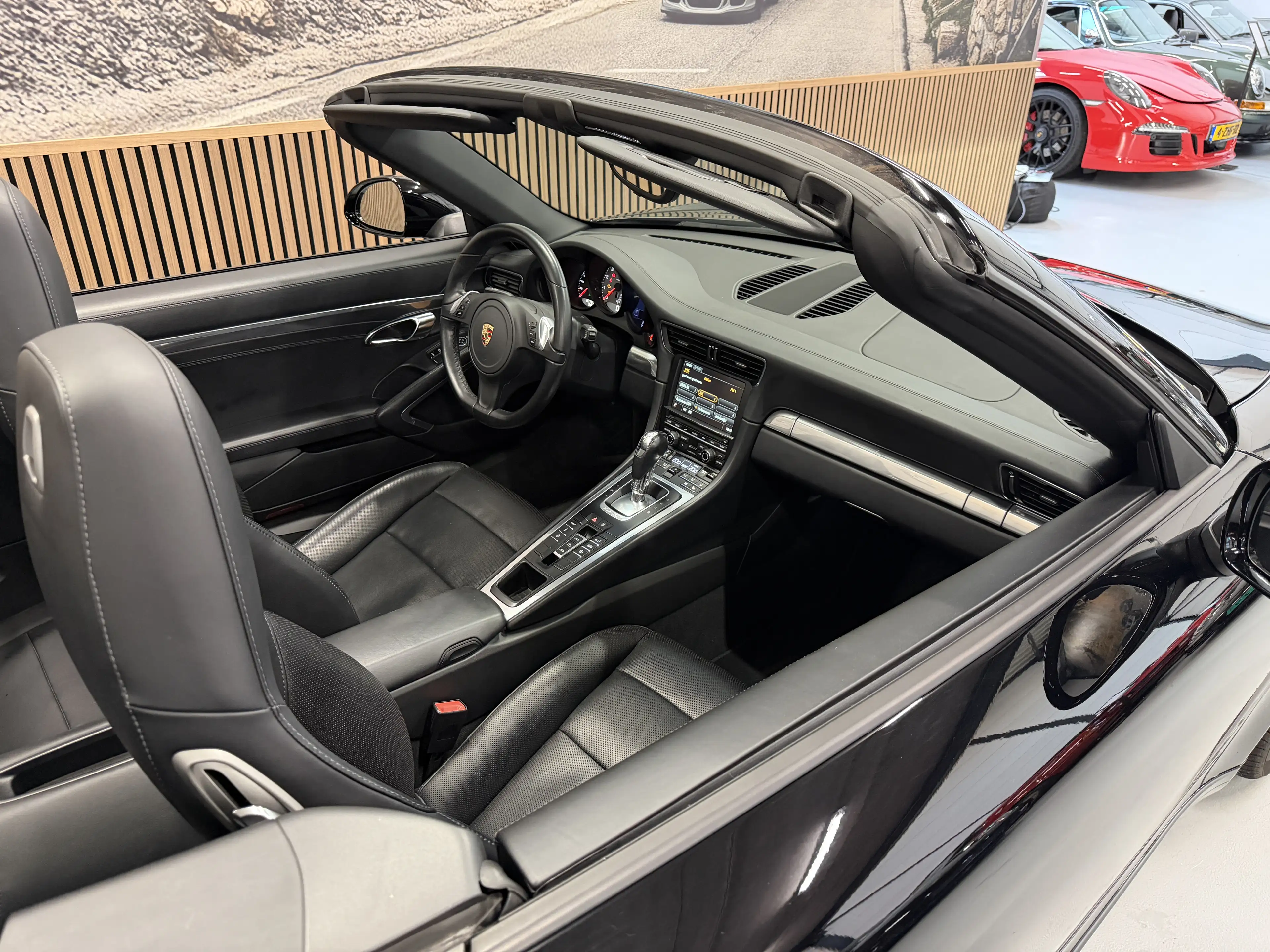 Porsche 911 3.8 Carrera S — photo 7