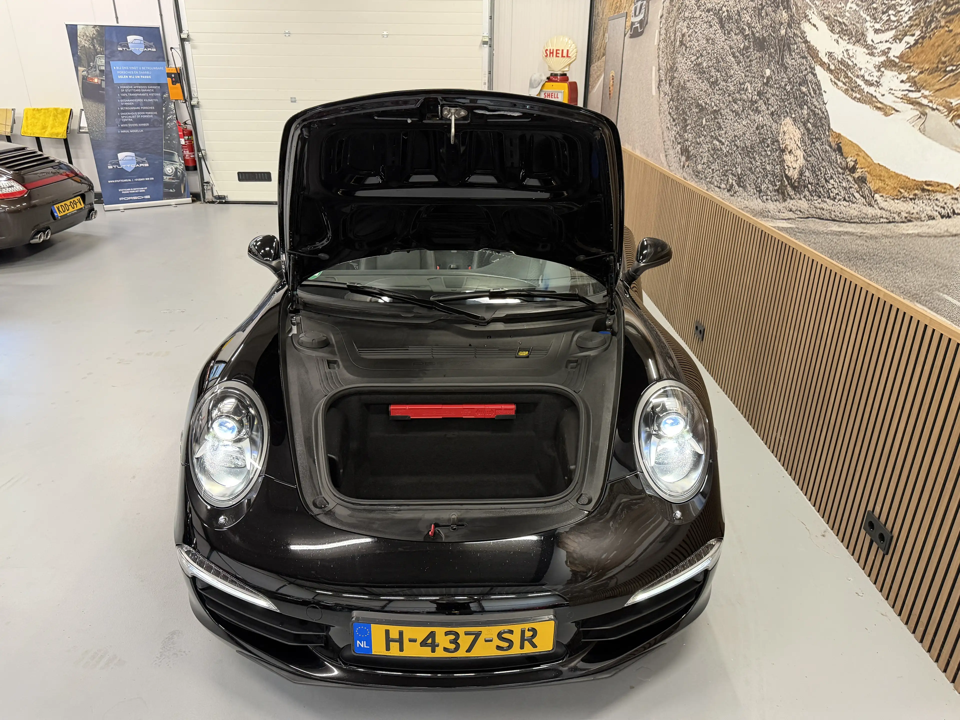 Porsche 911 3.8 Carrera S — photo 12