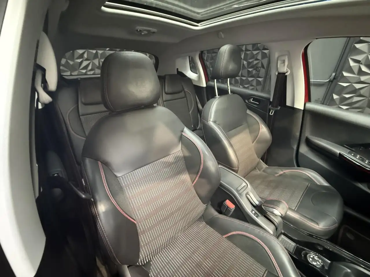 Peugeot 2008 2008 — photo 19