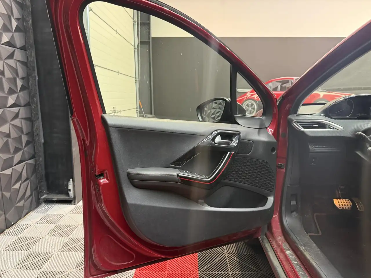 Peugeot 2008 2008 — photo 9