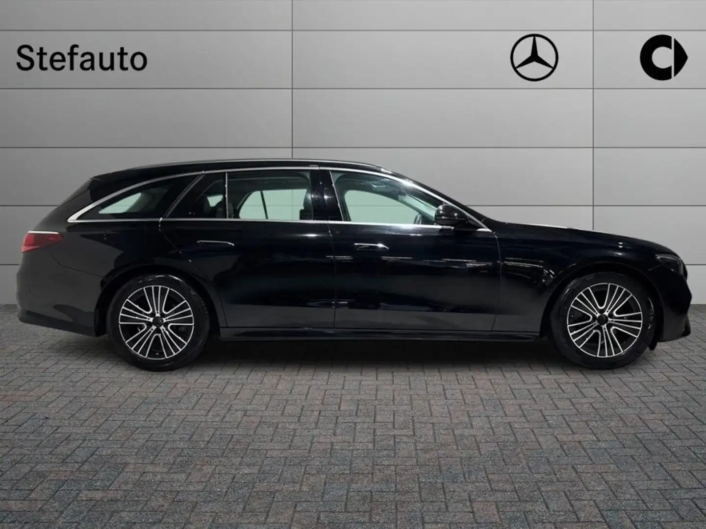 Mercedes-Benz E 220 d Mild hybrid S.W. Advanced Noir - 2