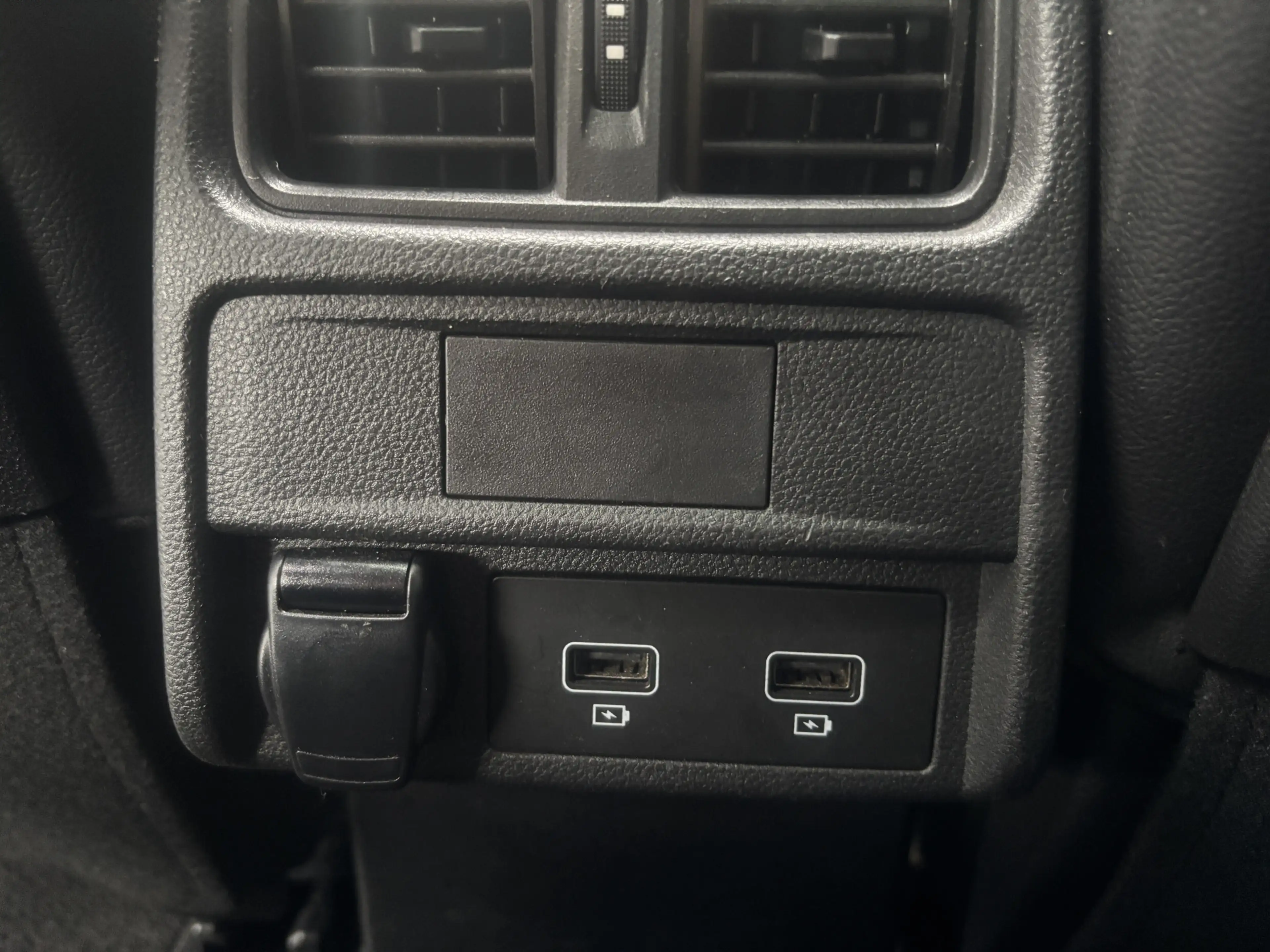 Renault Arkana 1.3 mild hybrid 160 R.S. line Pano 360 camera — photo 15