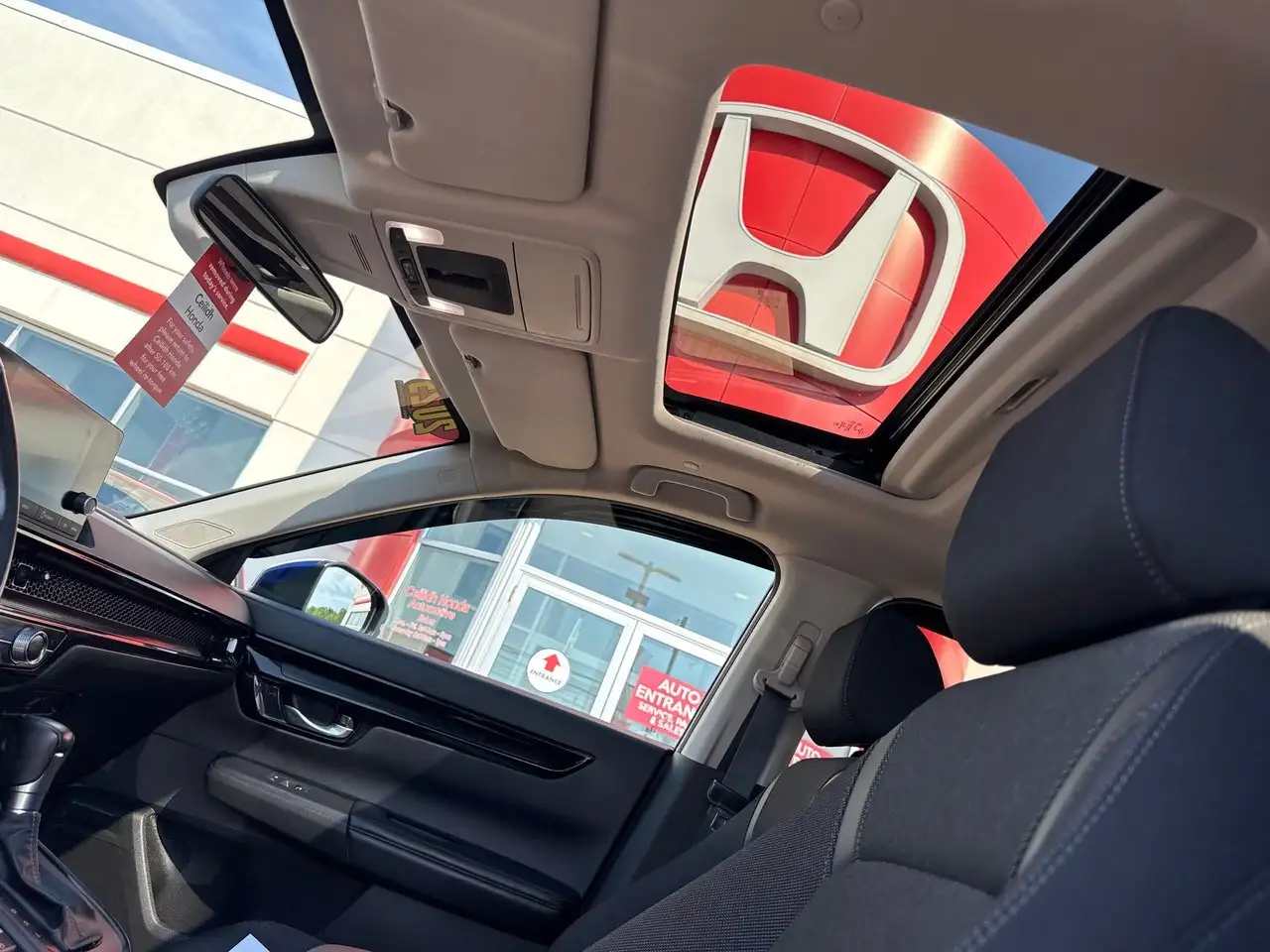 Honda CR-V photo Honda CR-V