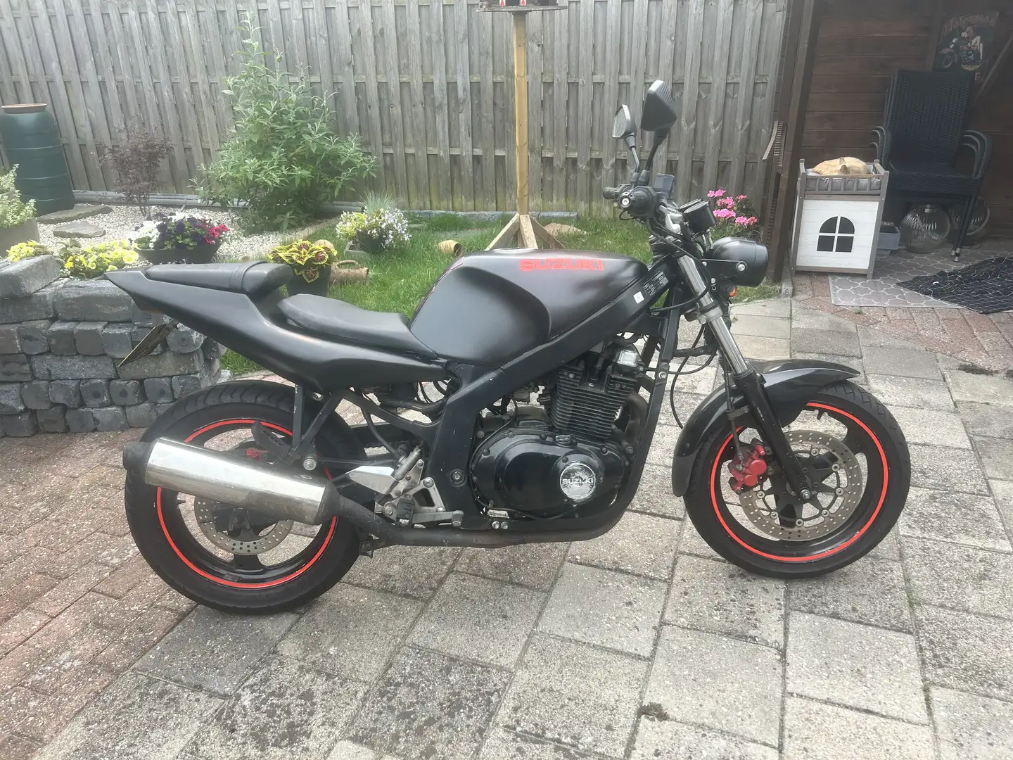 Suzuki GS 500 tour Negro - 1