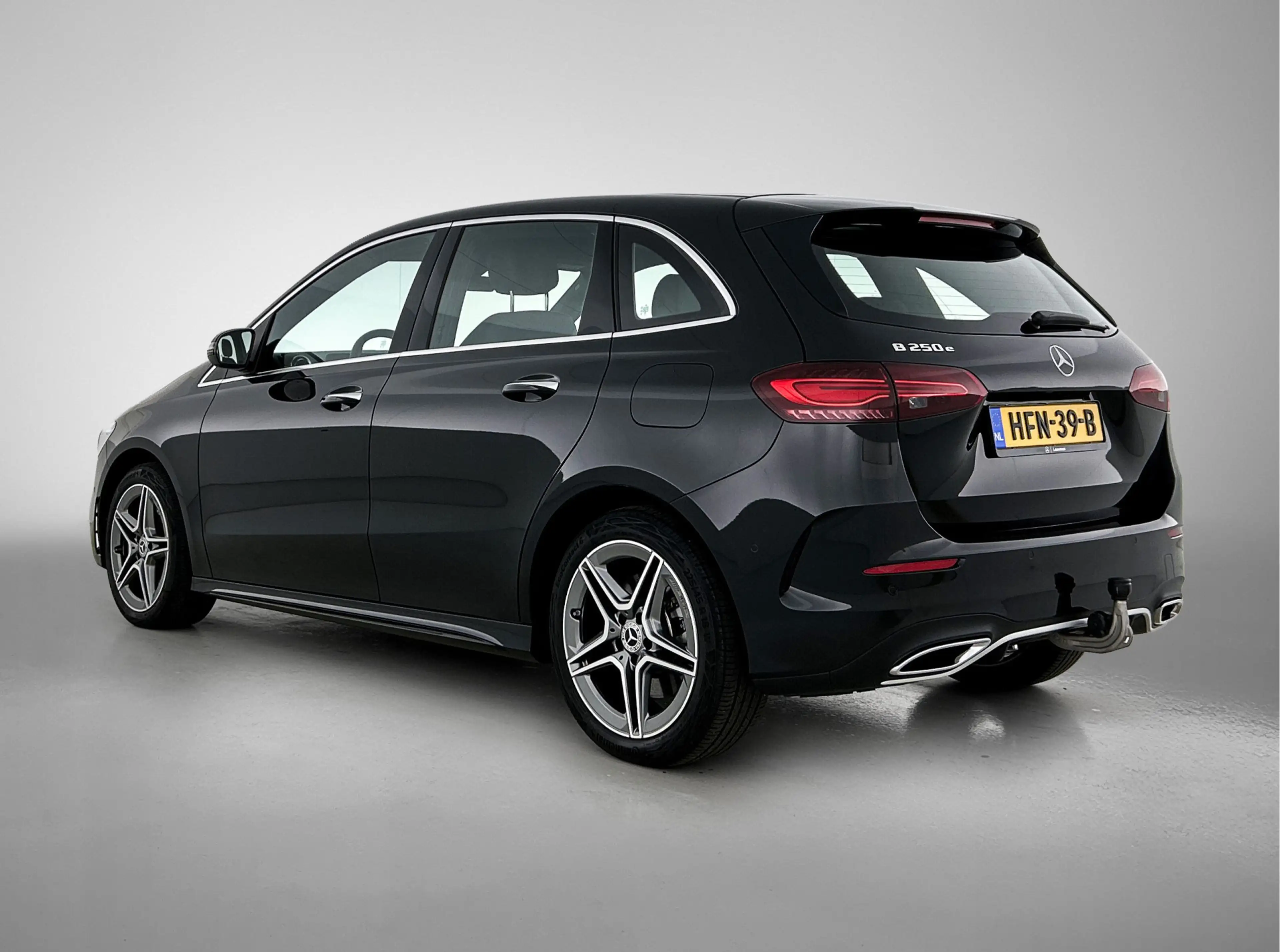 Mercedes-Benz B 250 e Star Edition AMG Line Keyless go Comfort pakket — photo 14
