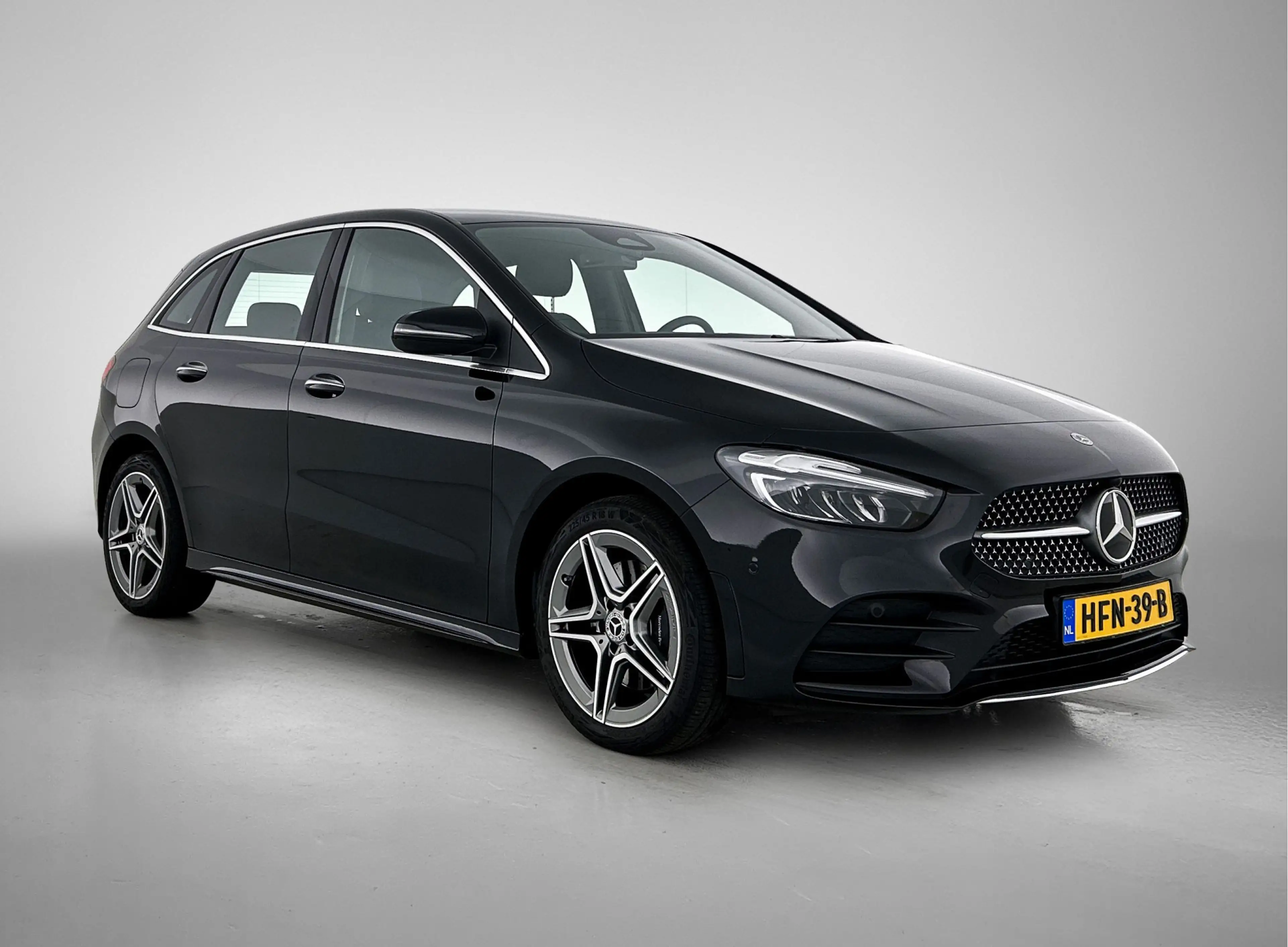 Mercedes-Benz B 250 e Star Edition AMG Line Keyless go Comfort pakket — photo 13