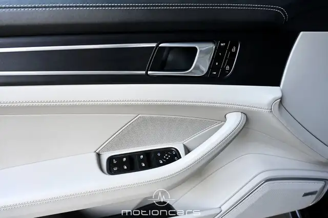 Porsche Panamera Sport Turismo 2.9 E-Hybrid VOLL Approved 03/28 Ansicht 25