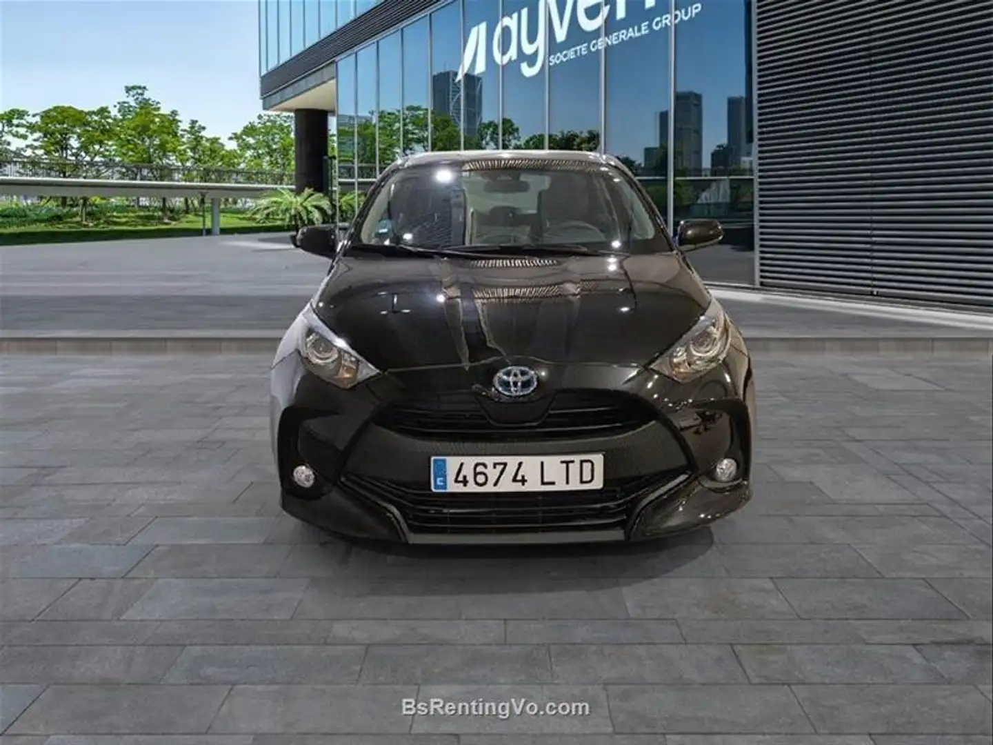 Toyota Yaris 1.5 120H Business Plus - 2