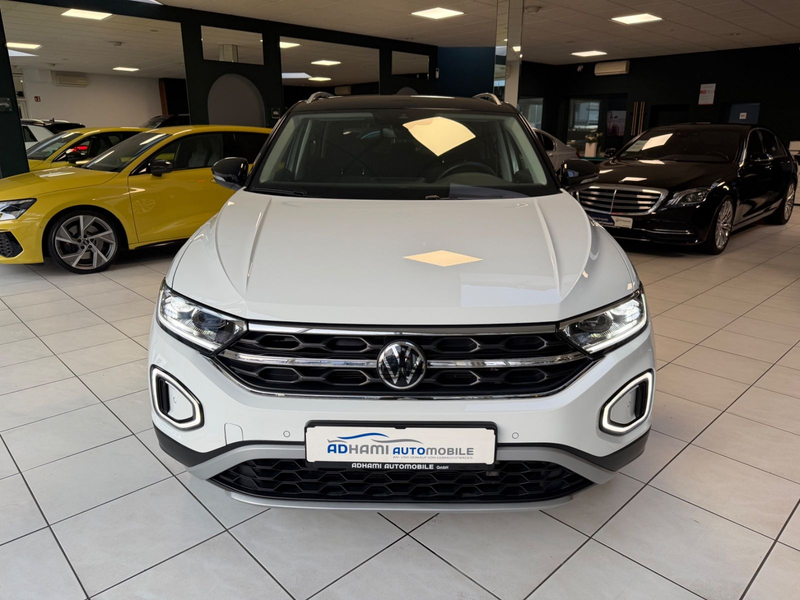Volkswagen T-Roc 1.5 TSI Style DSG LED ACC NAVI AHK MASSAGE — photo 2