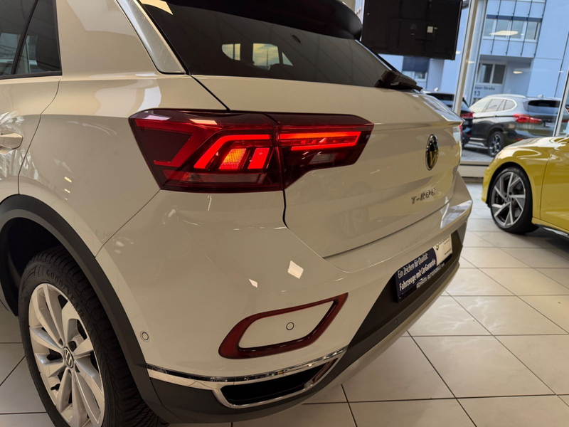 Volkswagen T-Roc 1.5 TSI Style DSG LED ACC NAVI AHK MASSAGE — photo 10